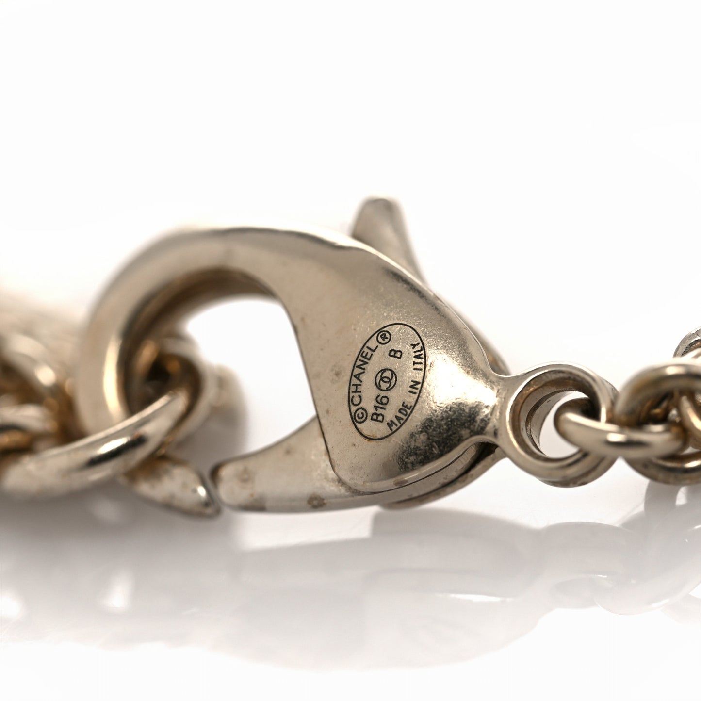 Metal CC Chain Necklace Gold Pearly White