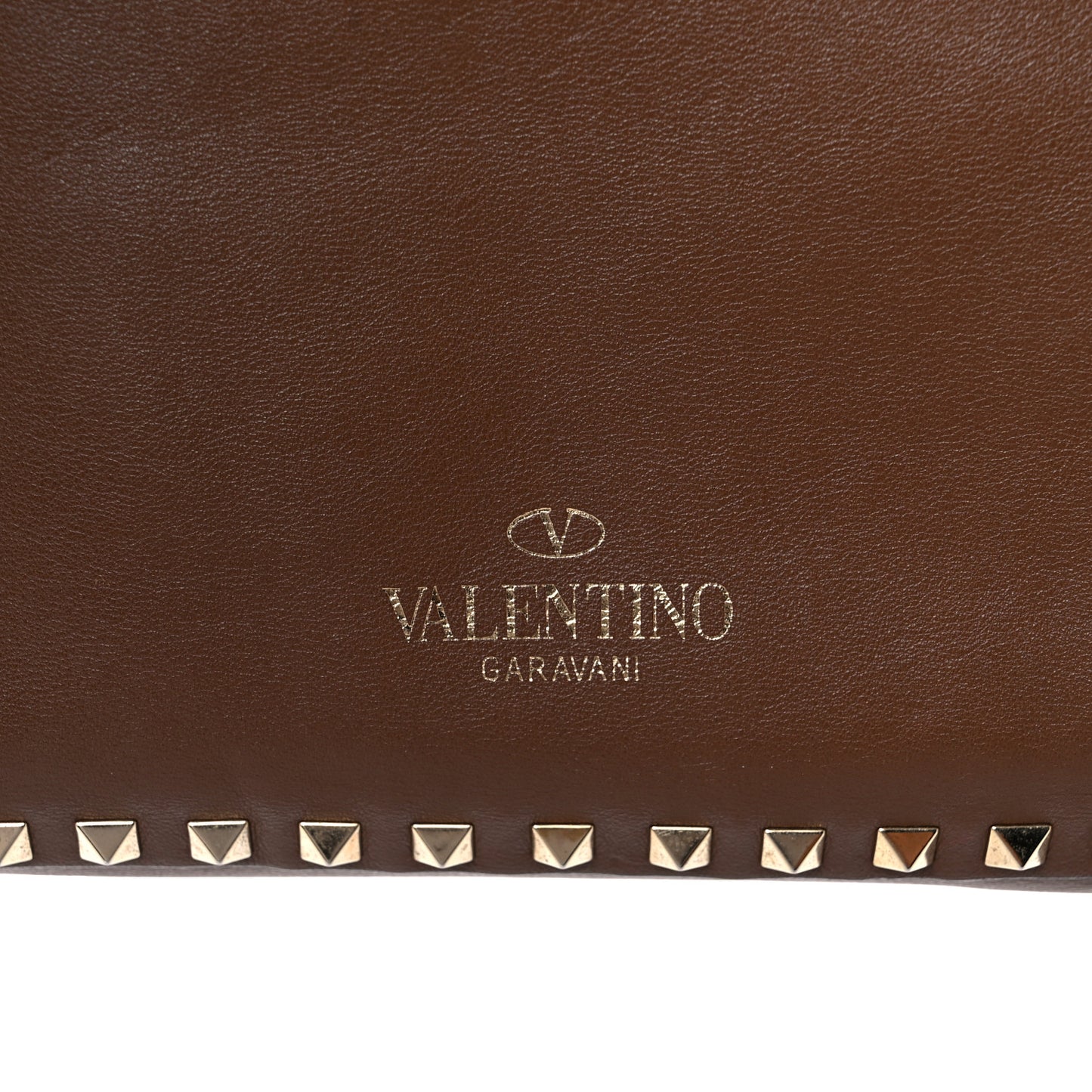 Vitello Medium Rockstud Tote Dark Noisette