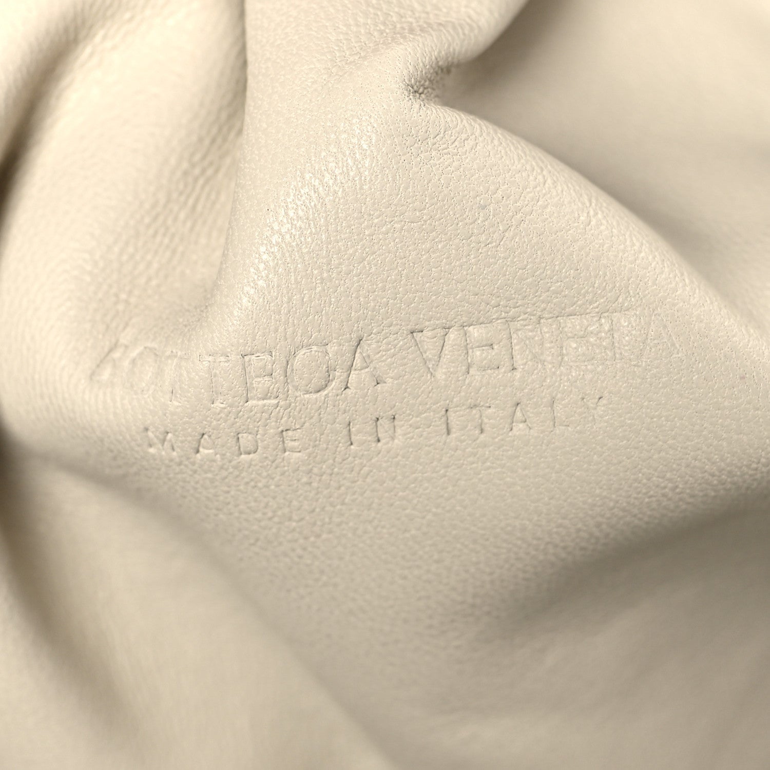 Bottega Veneta Nappa Maxi Intrecciato The Pouch Oversized Clutch Plaster 6 of 10