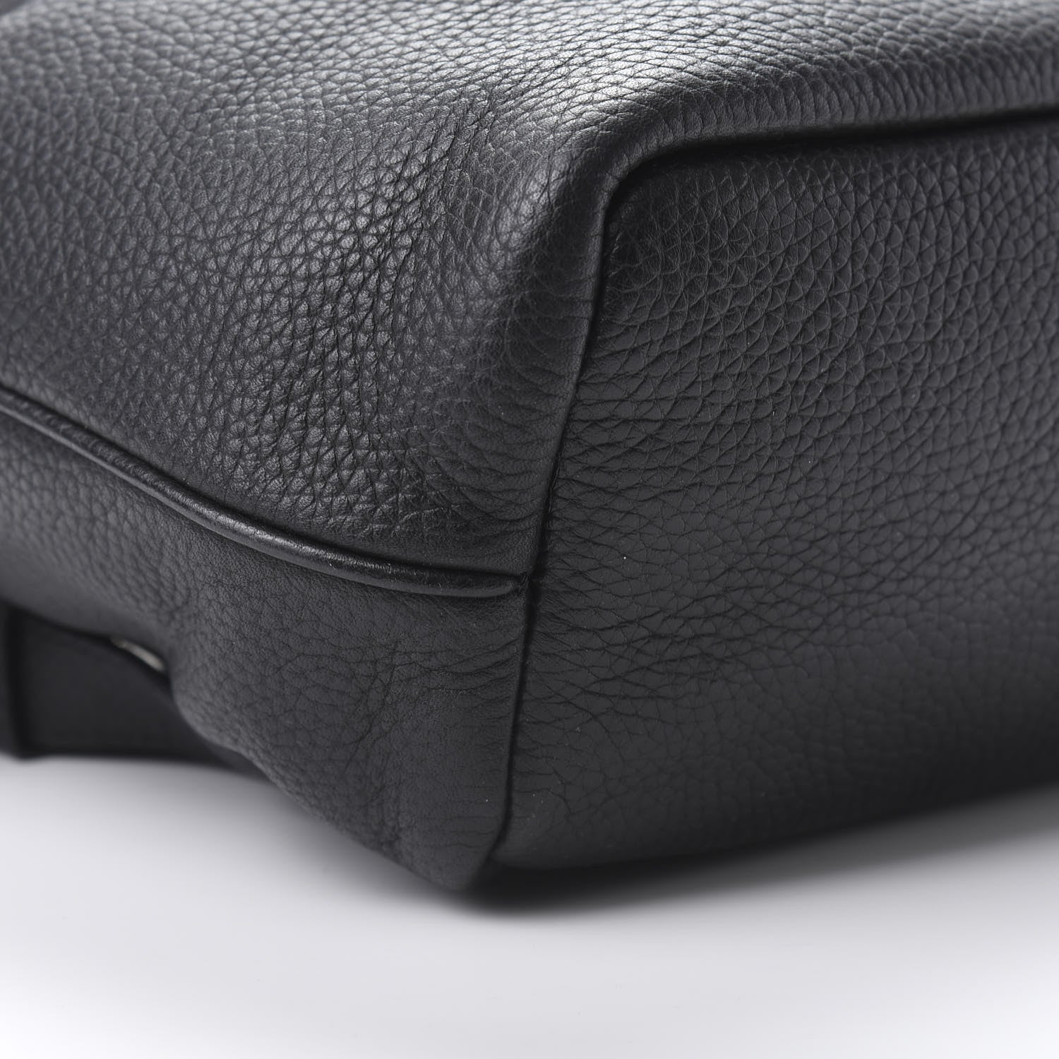 Marc Jacobs Pebbled Calfskin Pike Place Backpack Black 8 of 10