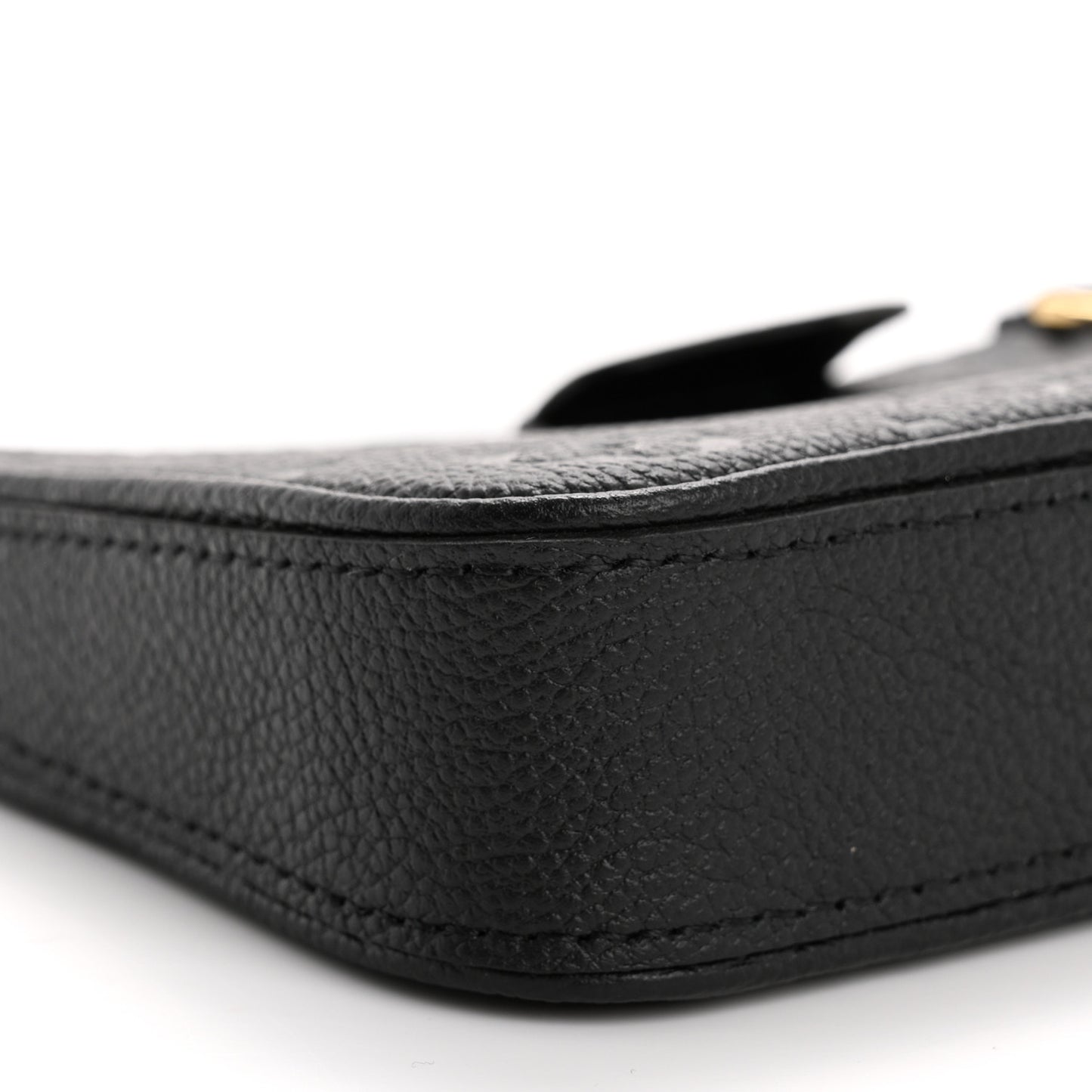 Empreinte Easy Pouch On Strap Black
