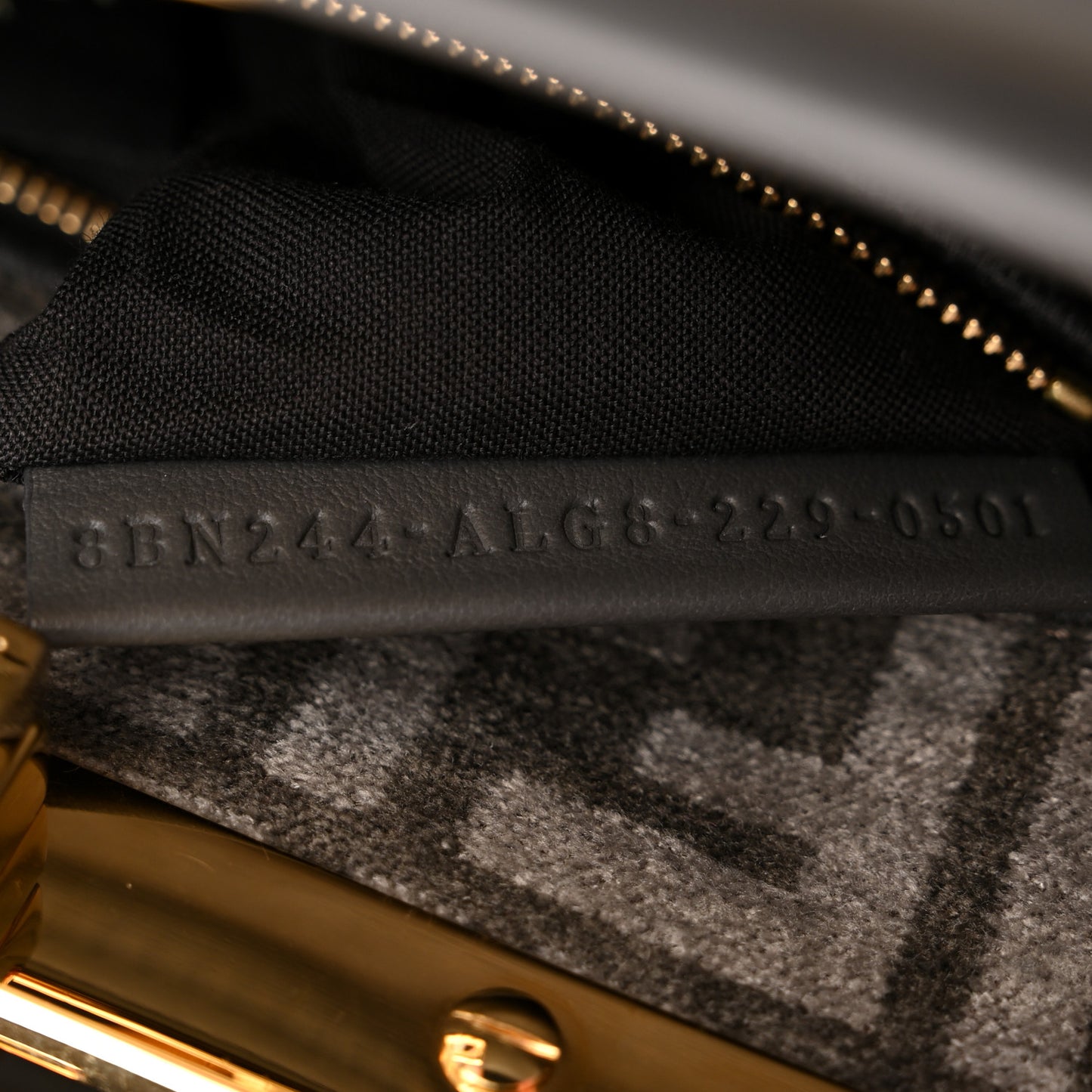 Nappa Mini Peekaboo Iconic Satchel Anthracite