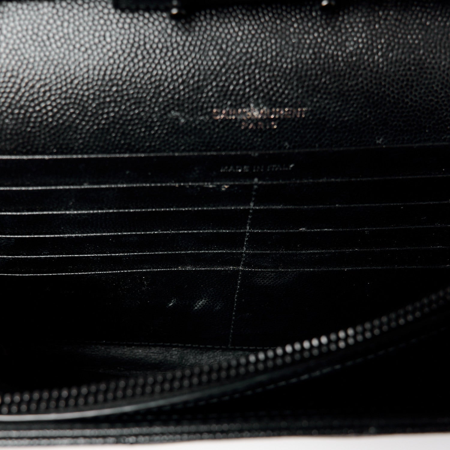 Saint Laurent Grain De Poudre Matelasse Chevron Monogram Monochrome Chain Wallet Black 13 of 15