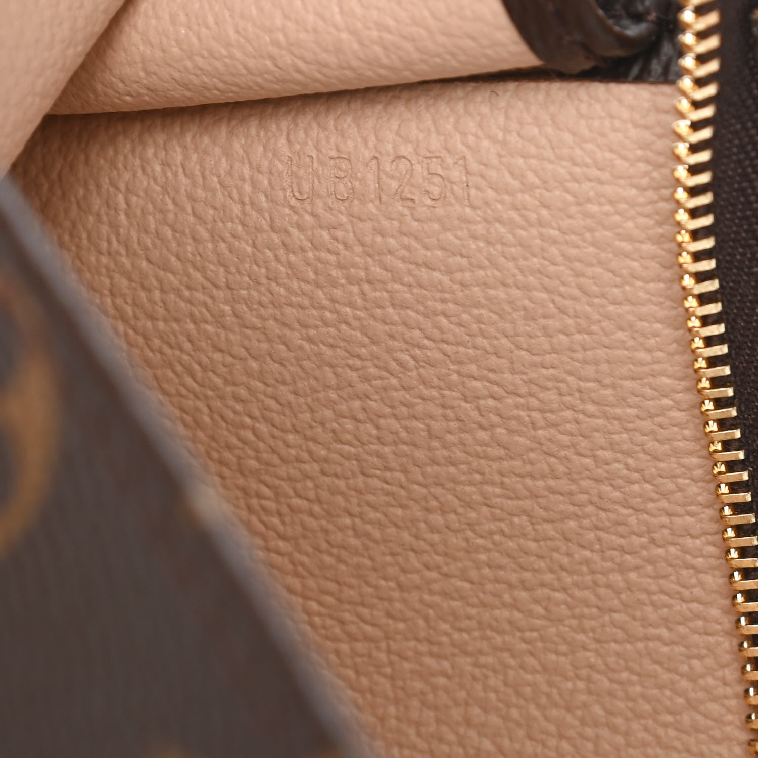 Louis Vuitton Monogram Toiletry Pouch 19 7 of 8