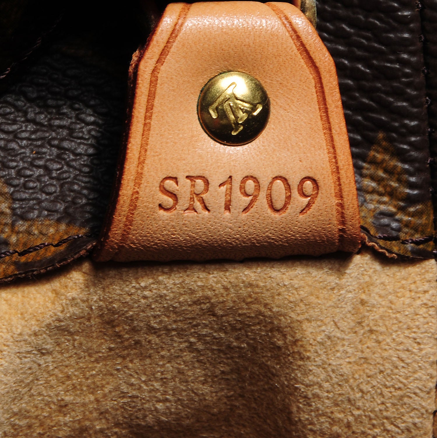 Louis Vuitton Monogram Luco 7 of 7
