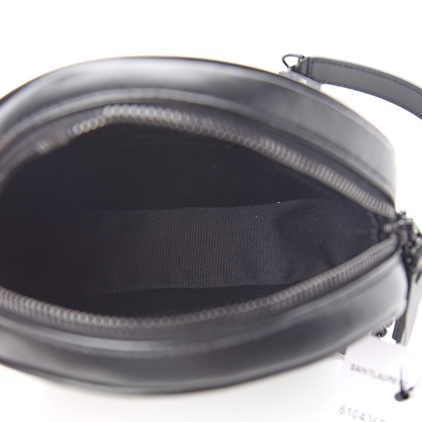 Calfskin Matelasse Chevron Round Vinyle Camera Bag Black
