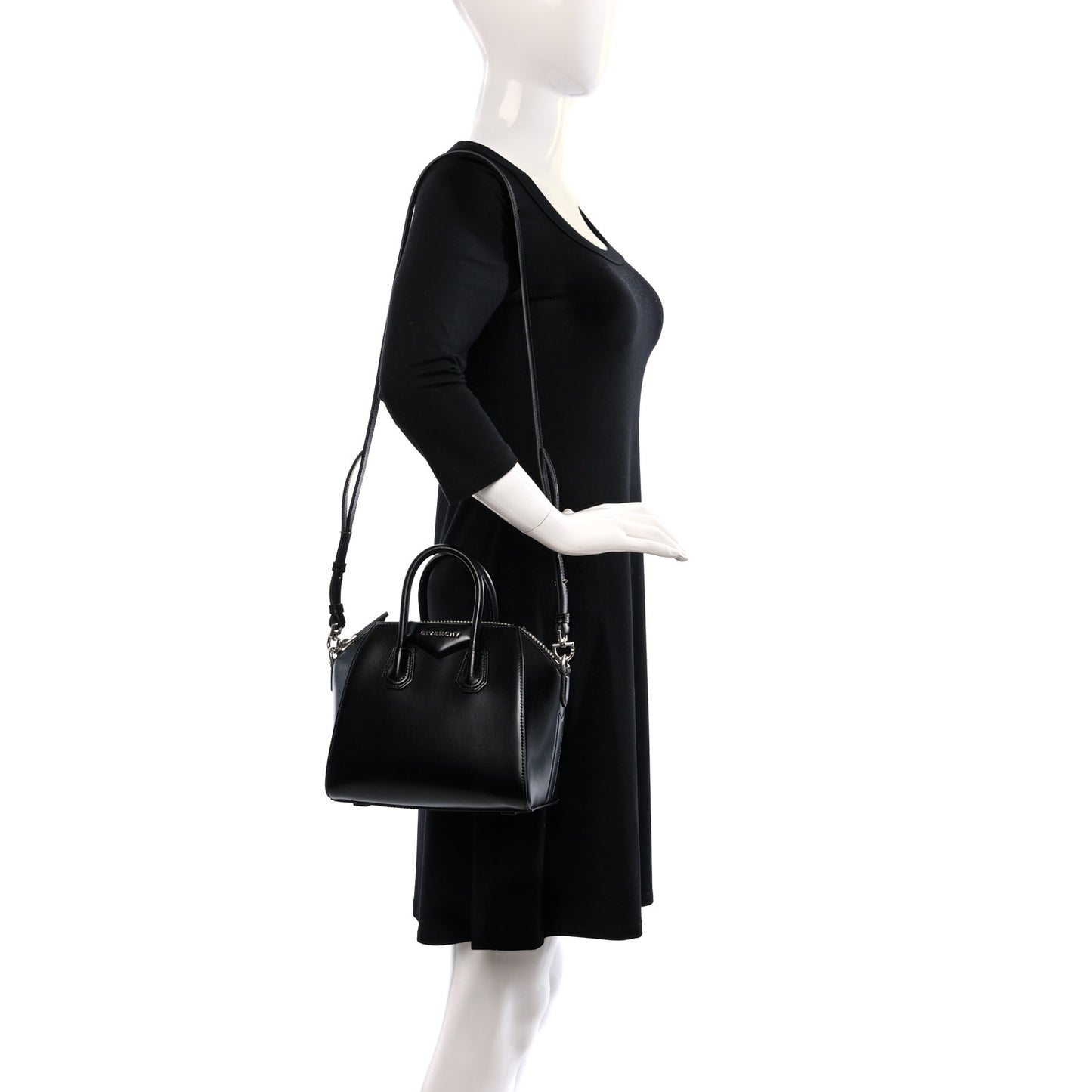 Shiny Lord Calfskin Mini Antigona Black