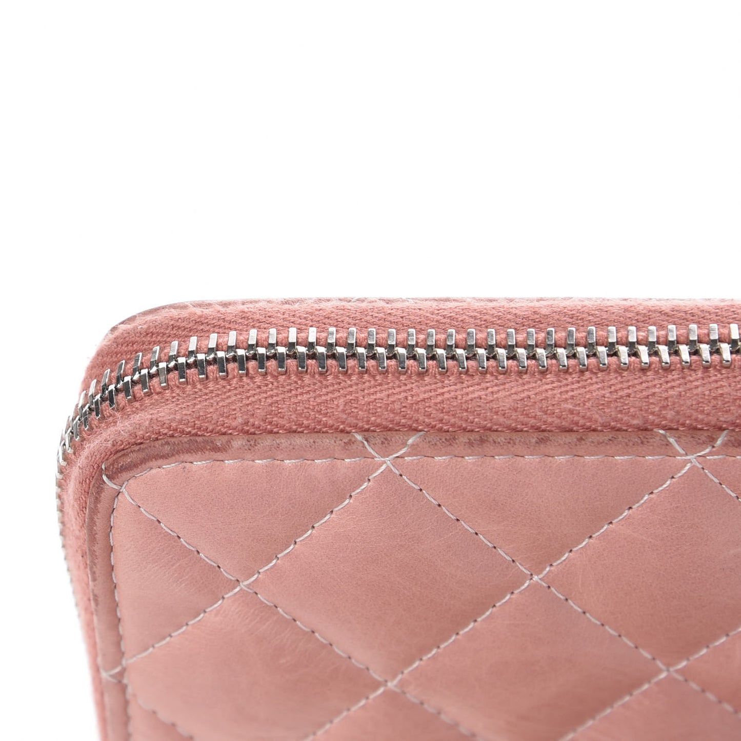 Ombre Patent Calfskin Quilted Large Gusset Zip Around Wallet Pink White