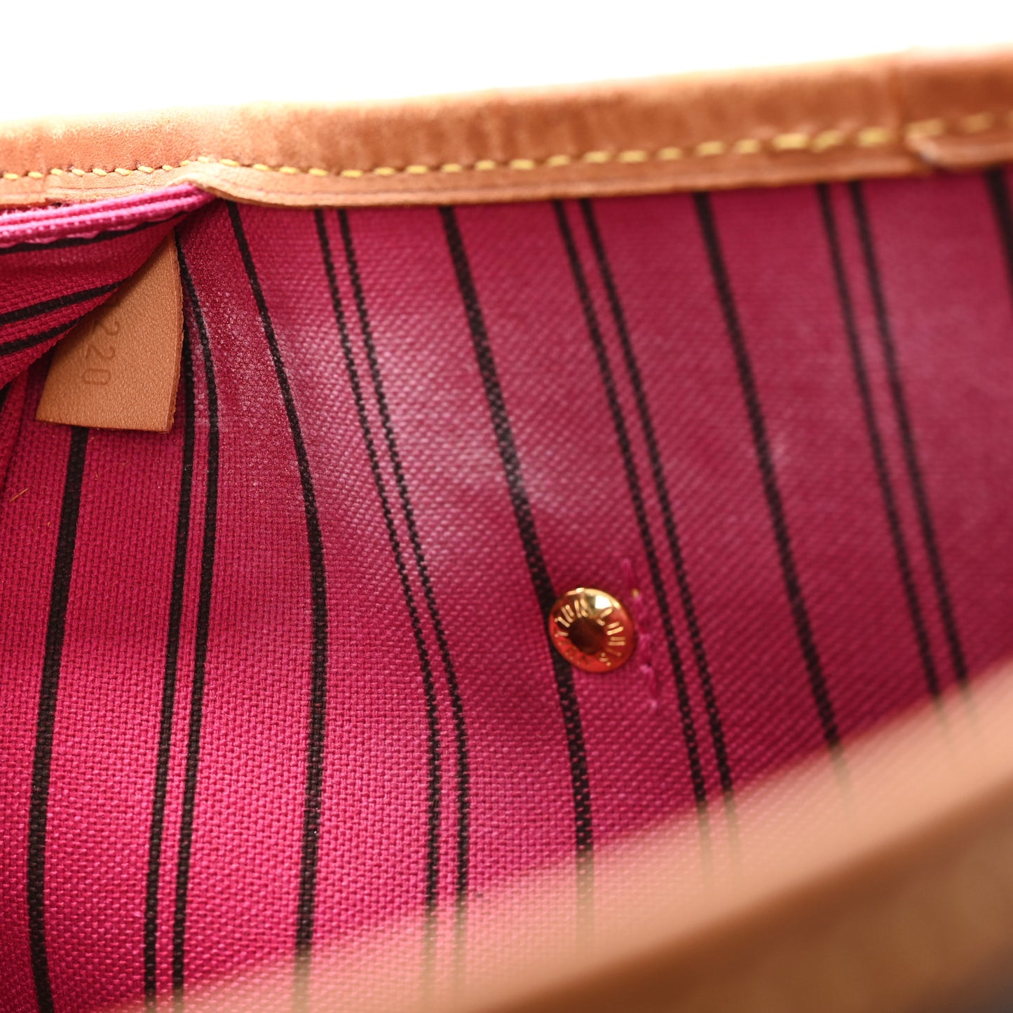 Monogram Neo Neverfull MM Pivoine