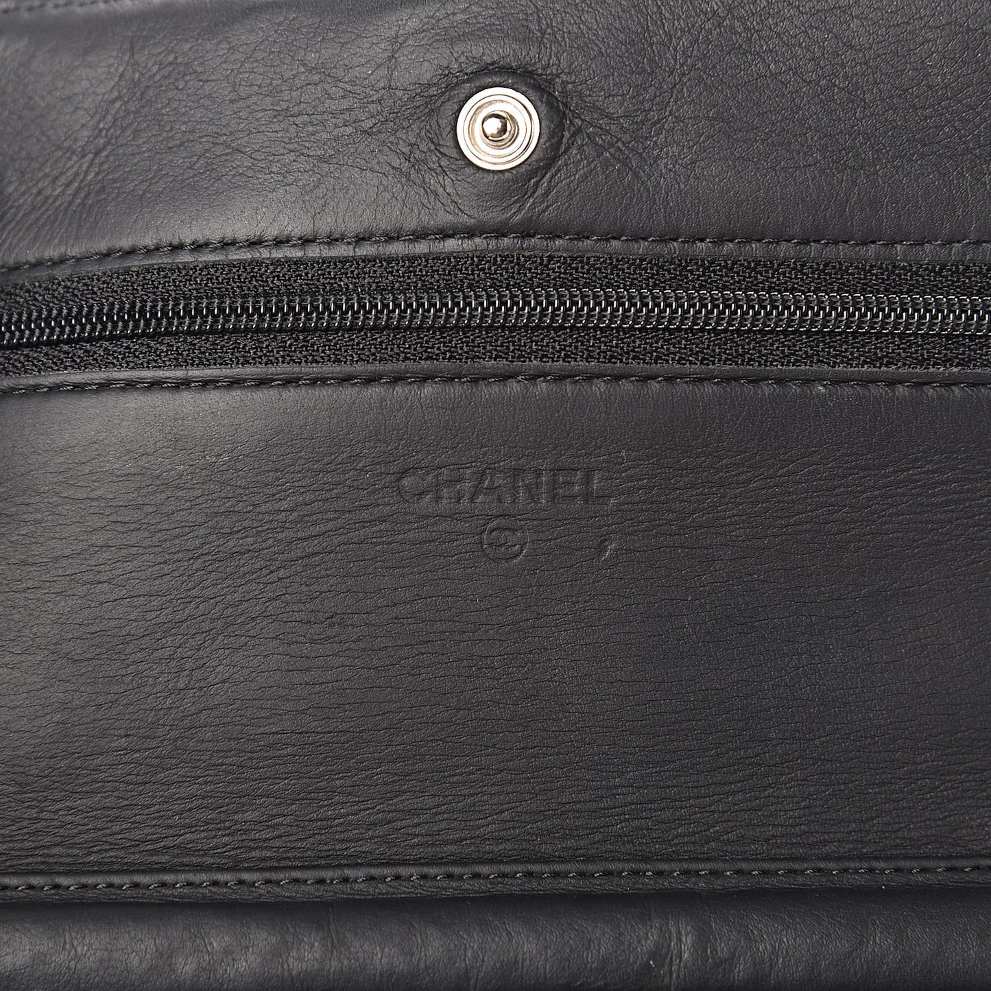 Calfskin Quilted Wallet On Chain WOC So Black