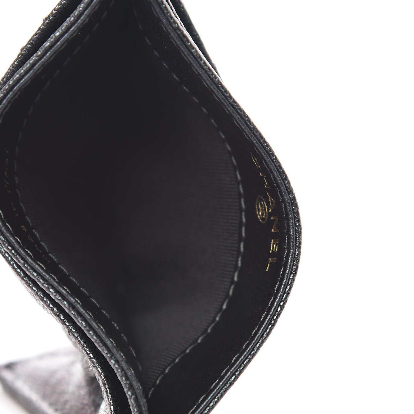 Iridescent Caviar Quilted Card Holder Black