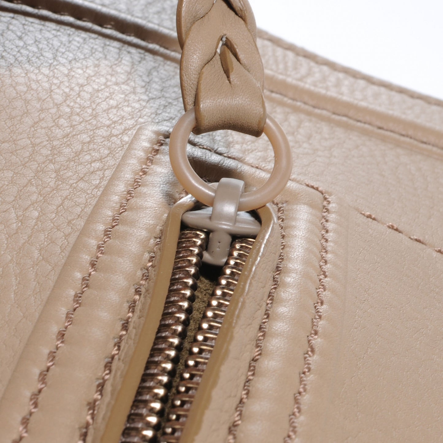 Smooth Calfskin Medium Phantom Luggage Light Khaki