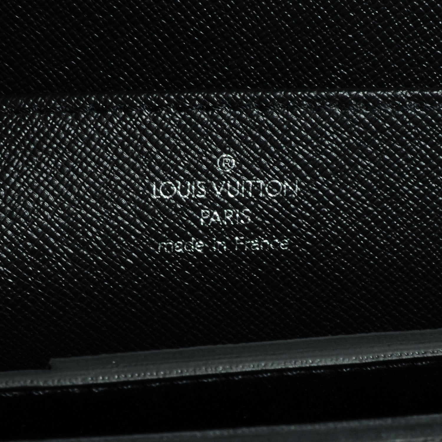 Louis Vuitton Taiga Moskova 2 Soufflots Briefcase Ardoise 6 of 8