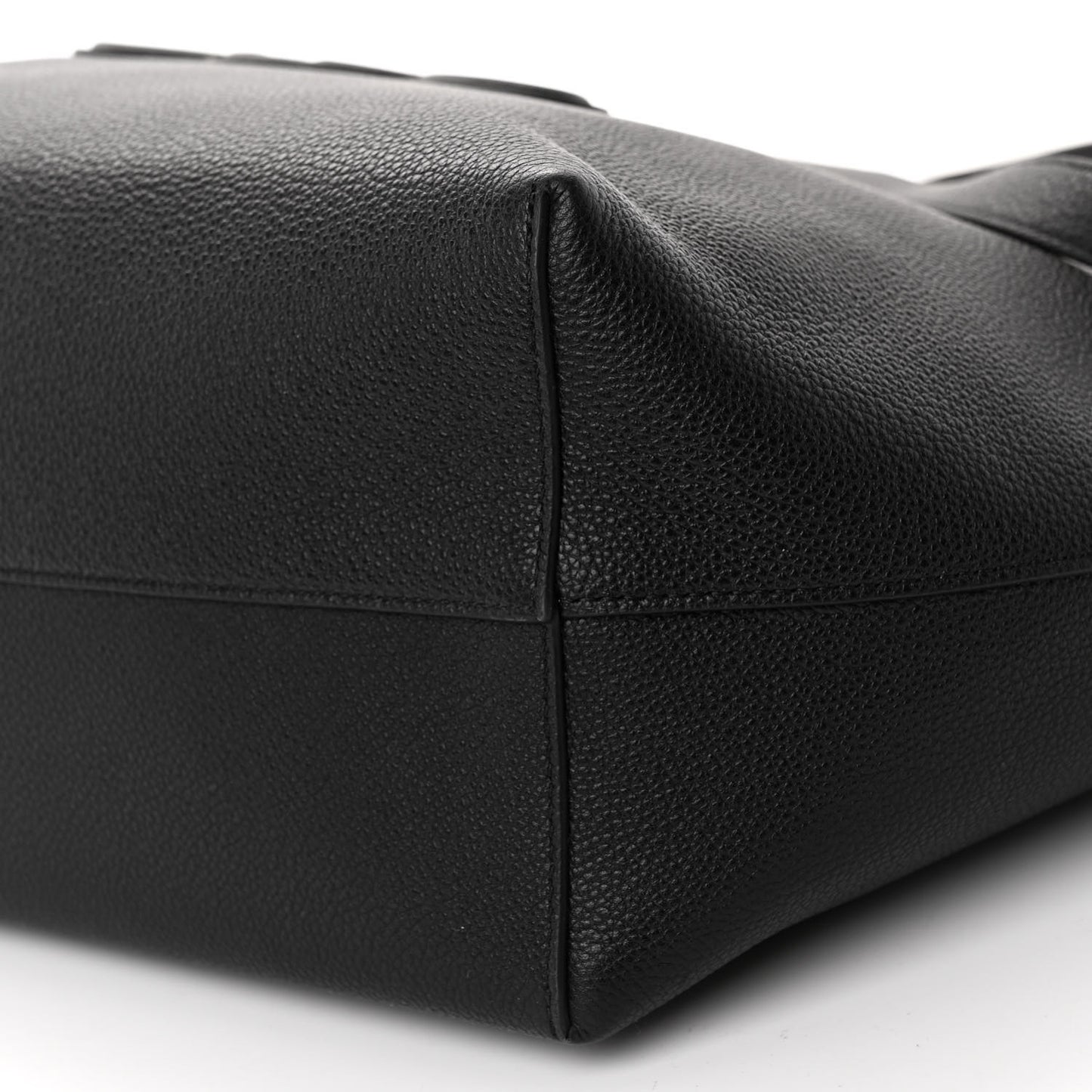 Grained Calfskin Triomphe Medium Cabas Anais Black