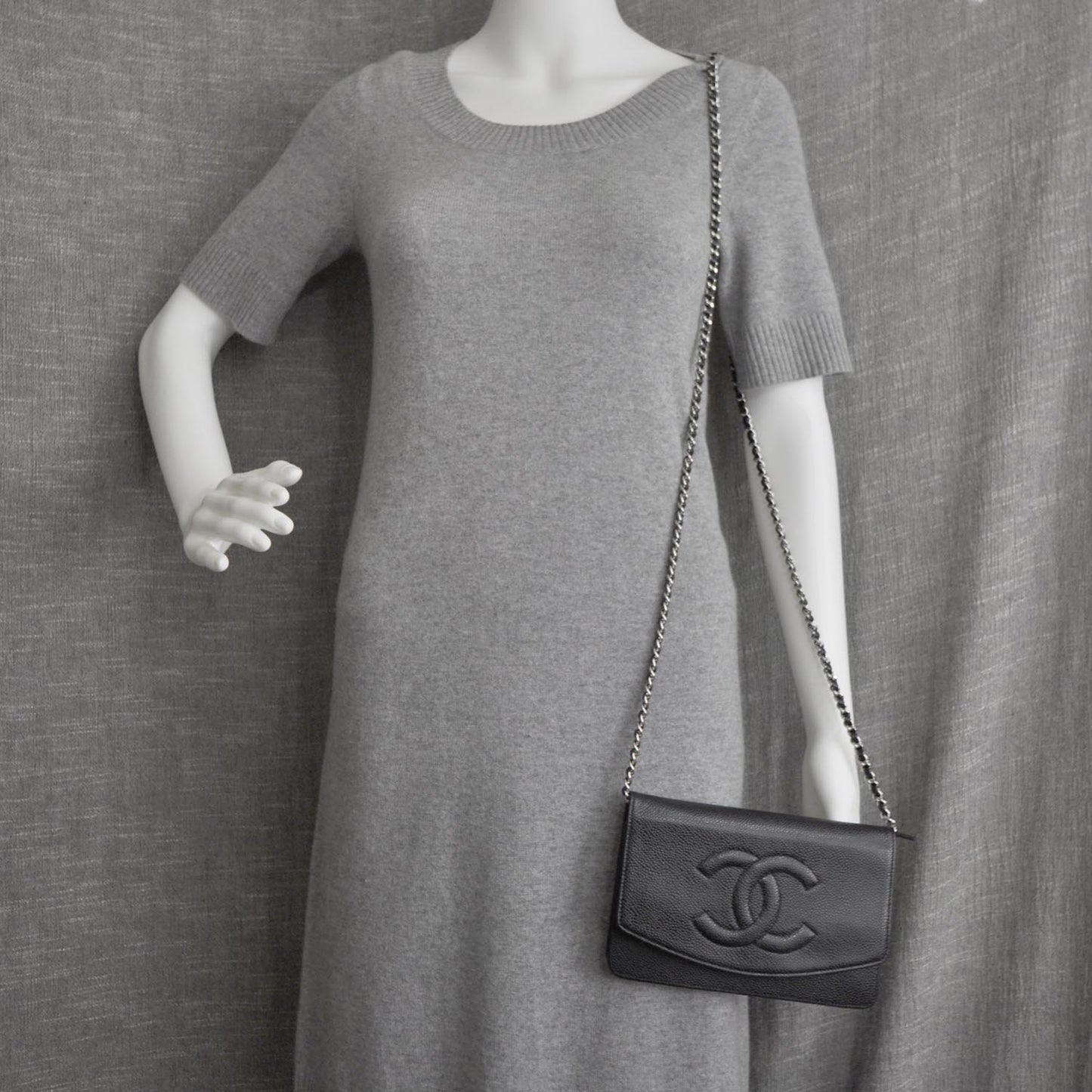 Caviar Wallet on Chain WOC Black