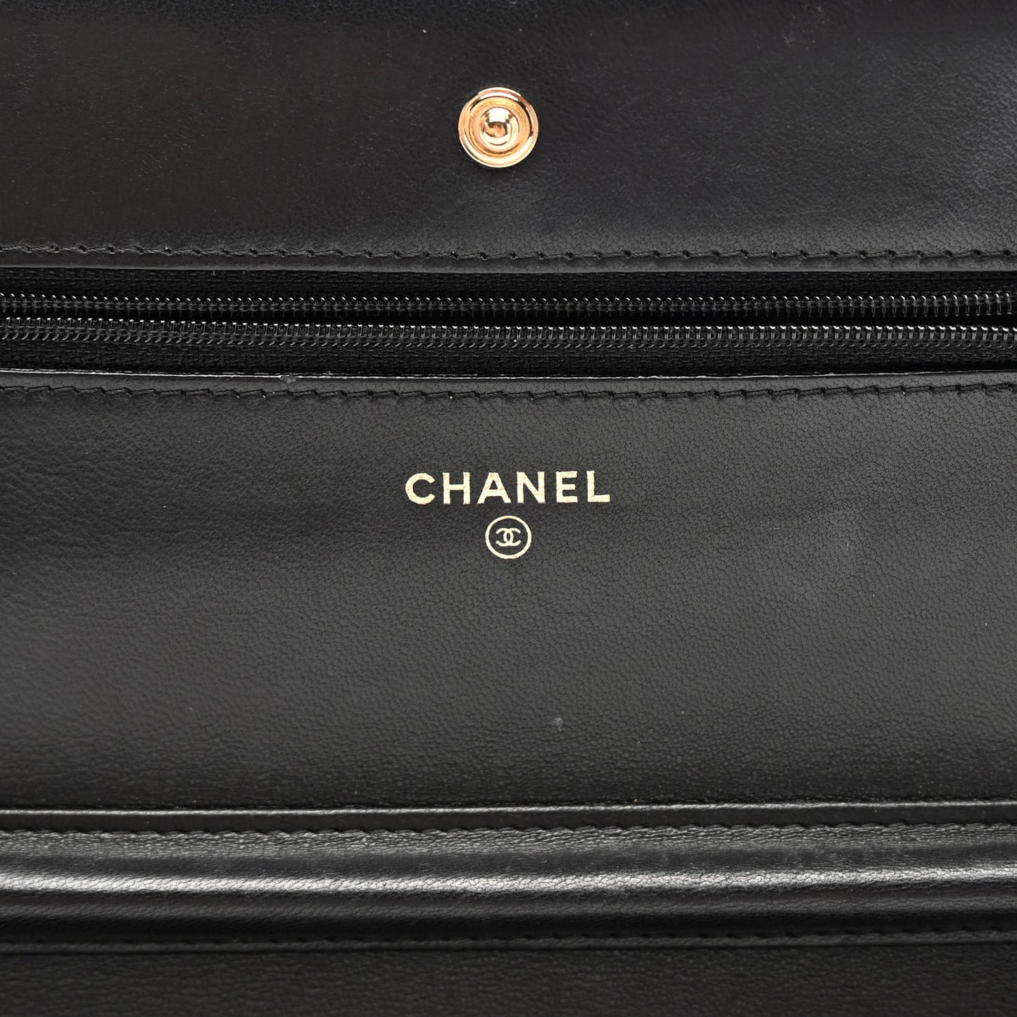 Lambskin Quilted Wallet On Chain WOC Black