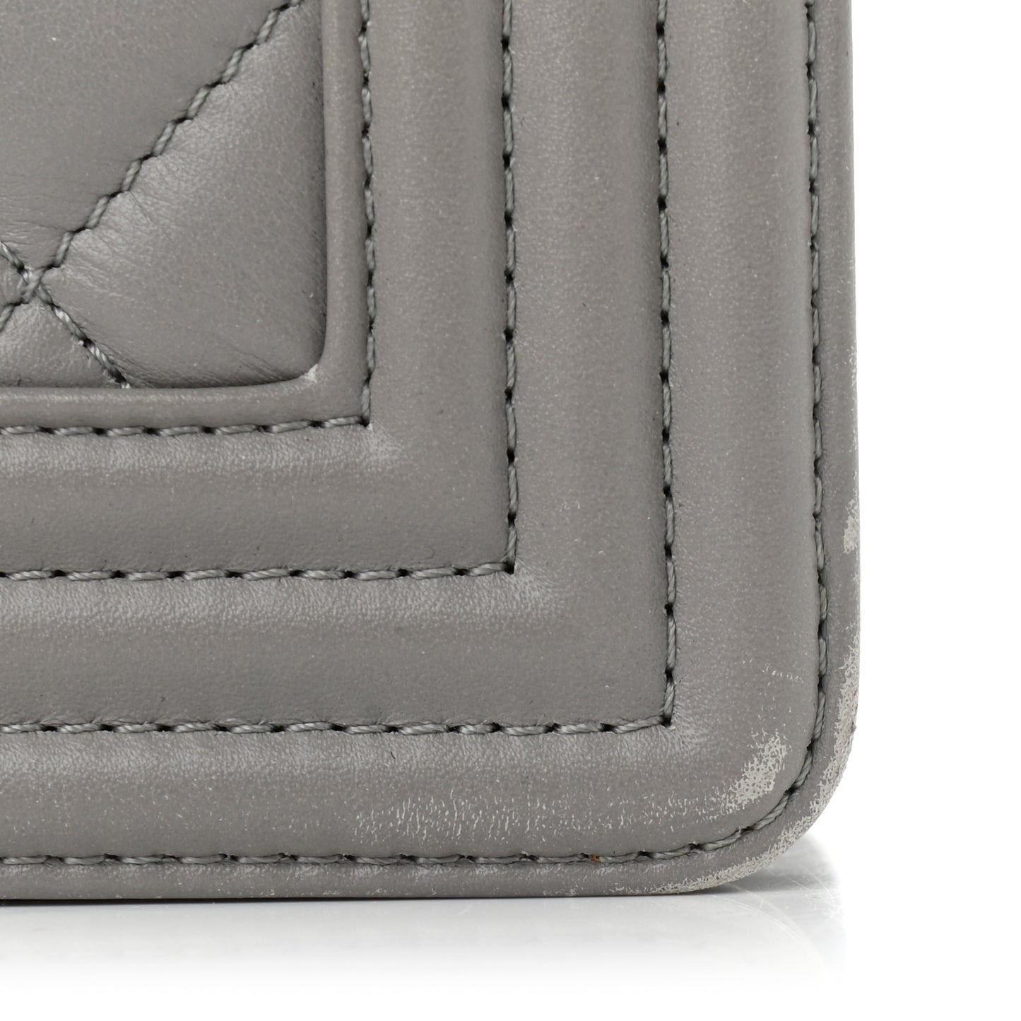 Lambskin Quilted Medium Boy Flap Grey