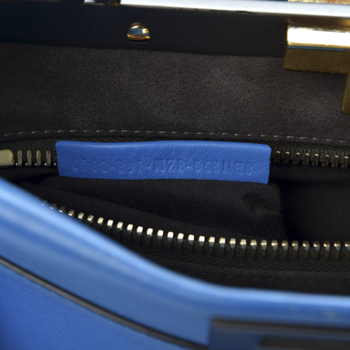 Vitello Seta Medium Peekaboo Iconic Satchel Blue Royal