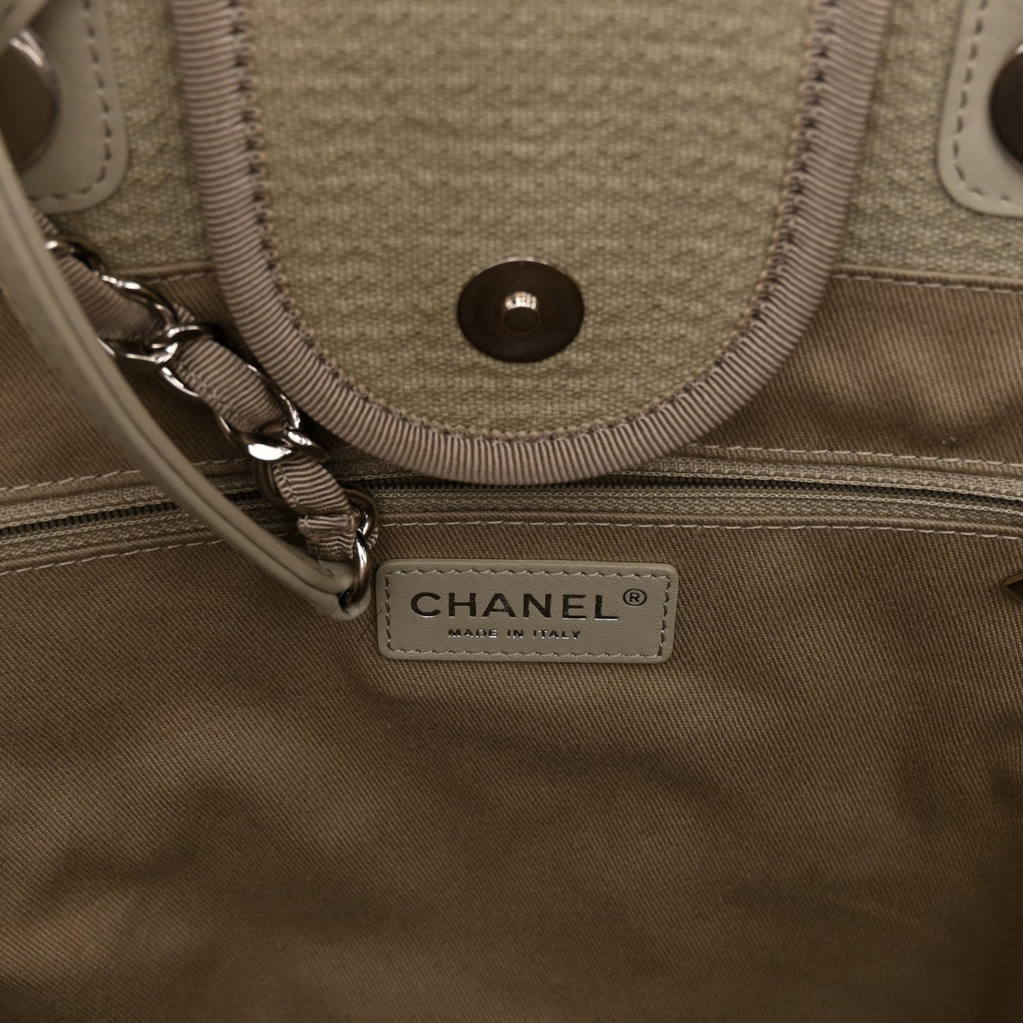 Mixed Fibers Medium Deauville Tote Grey