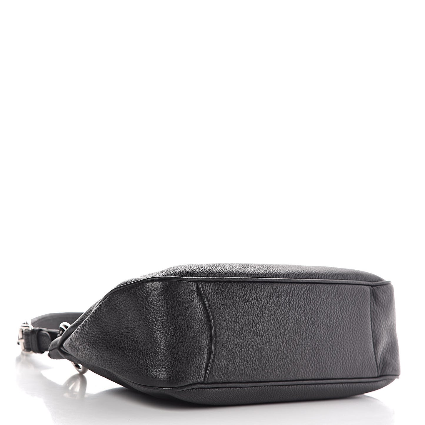 Vitello Daino Shoulder Bag Black