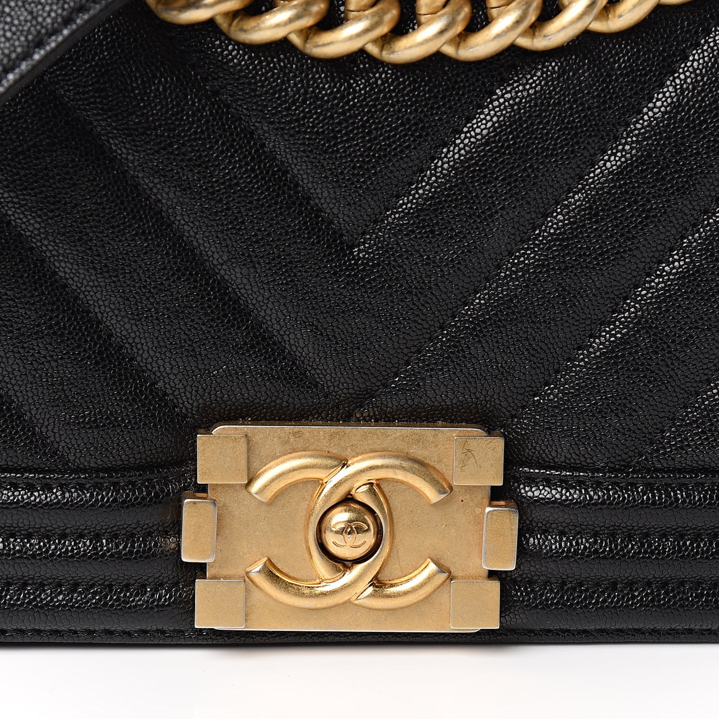 Caviar Chevron Quilted Small Boy Flap Black