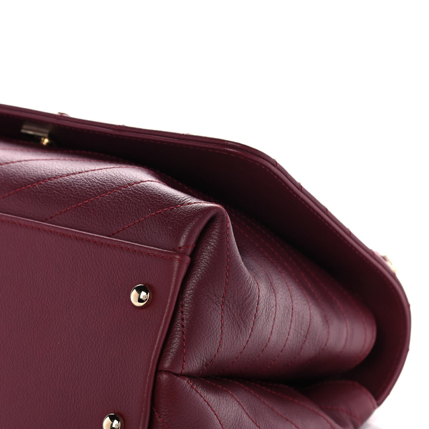 Grained Calfskin Stitched Chevron Medium Chic Top Handle Flap Red