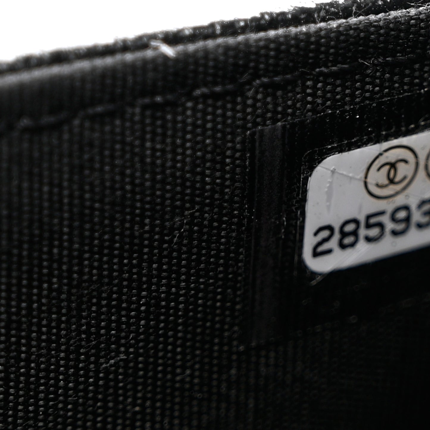 Caviar Quilted Golden Class Wallet On Chain WOC Black