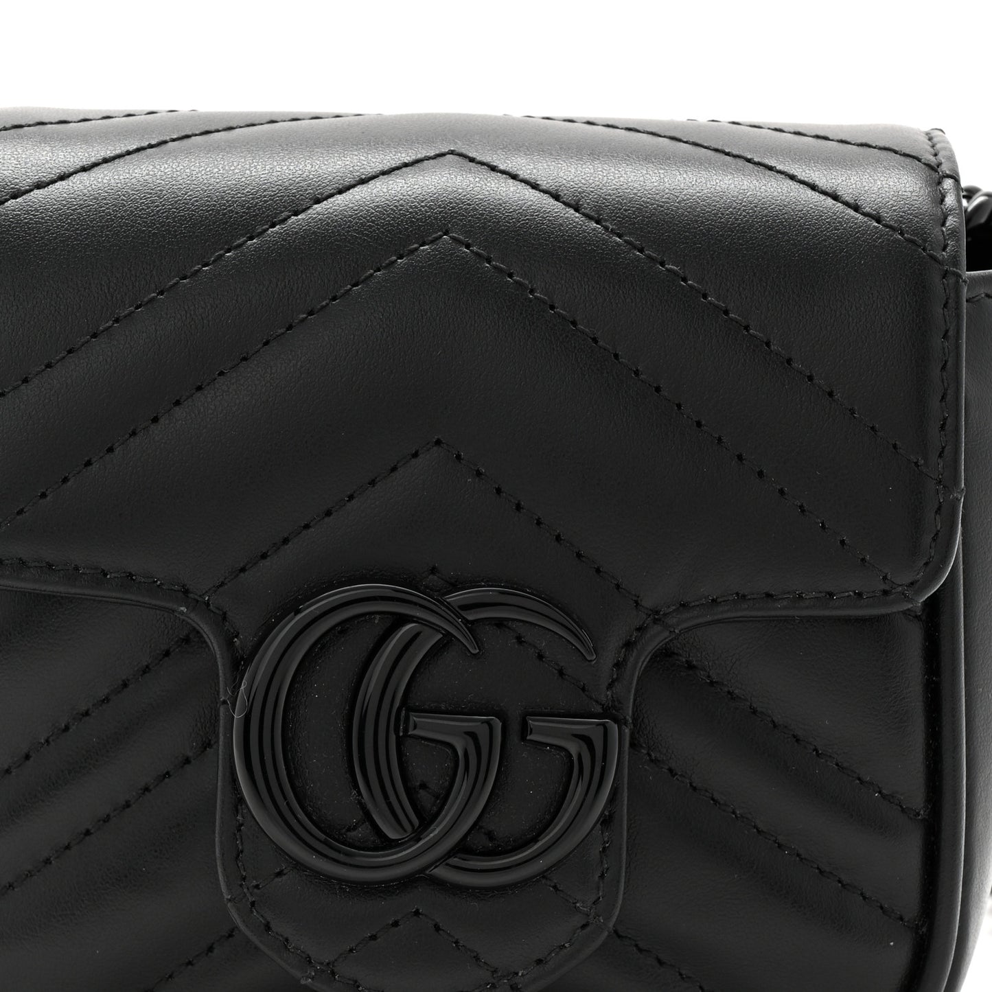 Calfskin Matelasse Monochrome GG Marmont Chain Mini Belt Bag Black