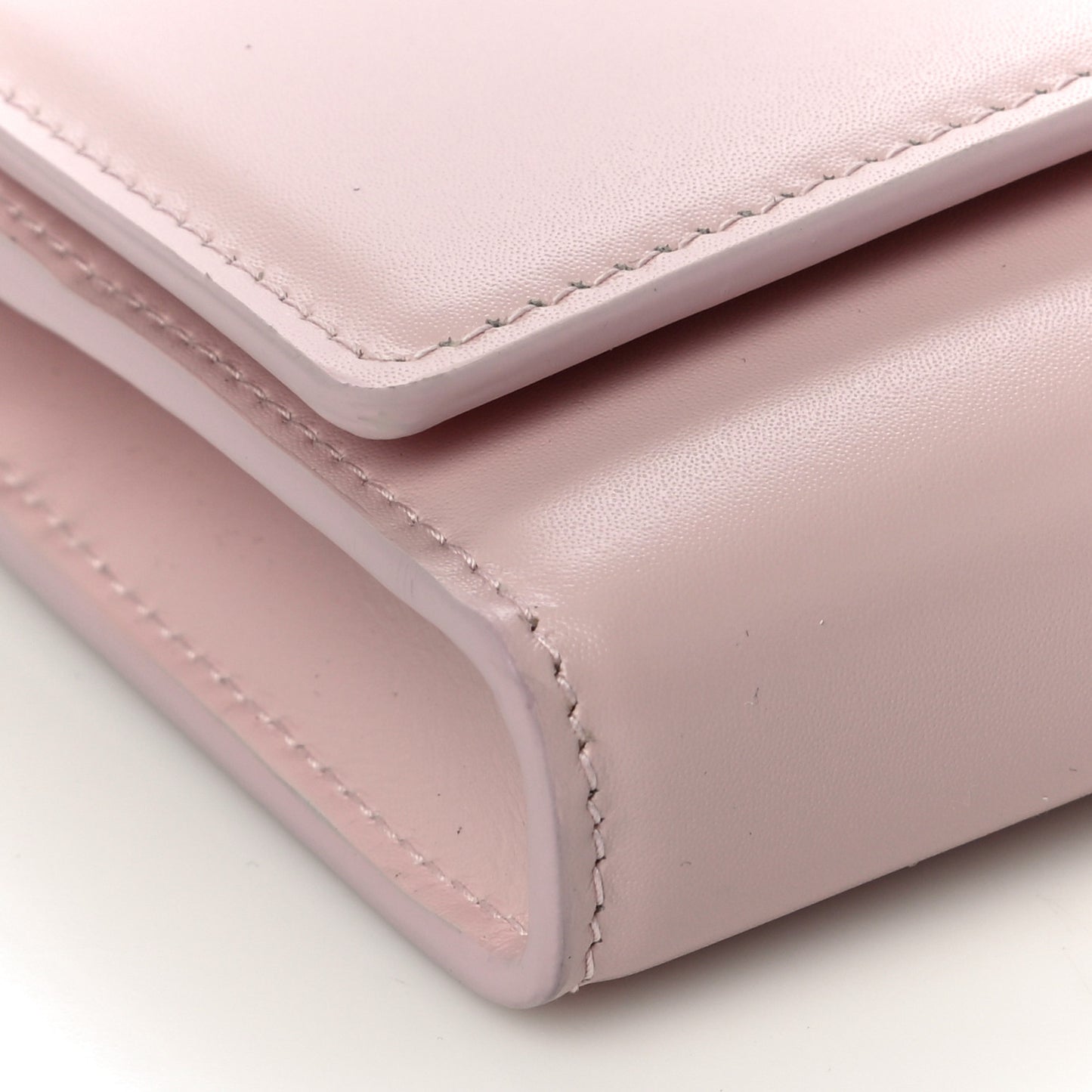 Box Calfskin 4G Wallet on Chain Pale Pink