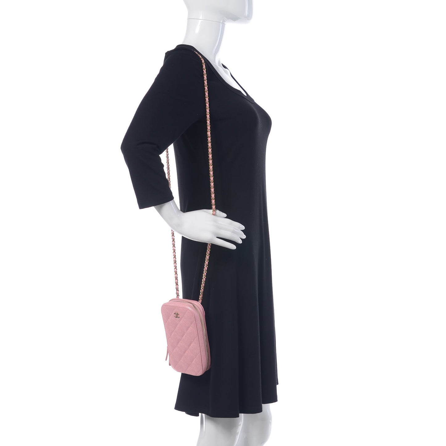 Iridescent Caviar Quilted Classic Clutch With Chain Pink