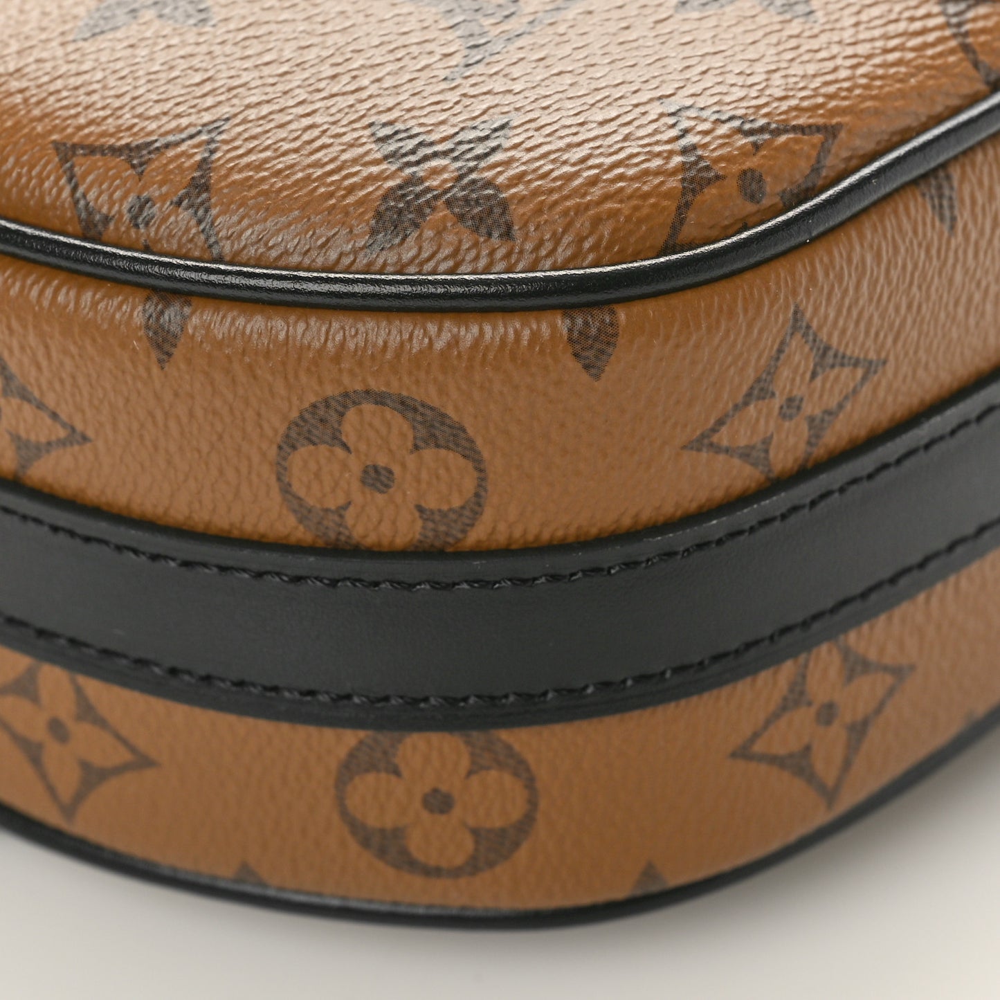 Reverse Monogram Dog Animation Petite Boite Chapeau