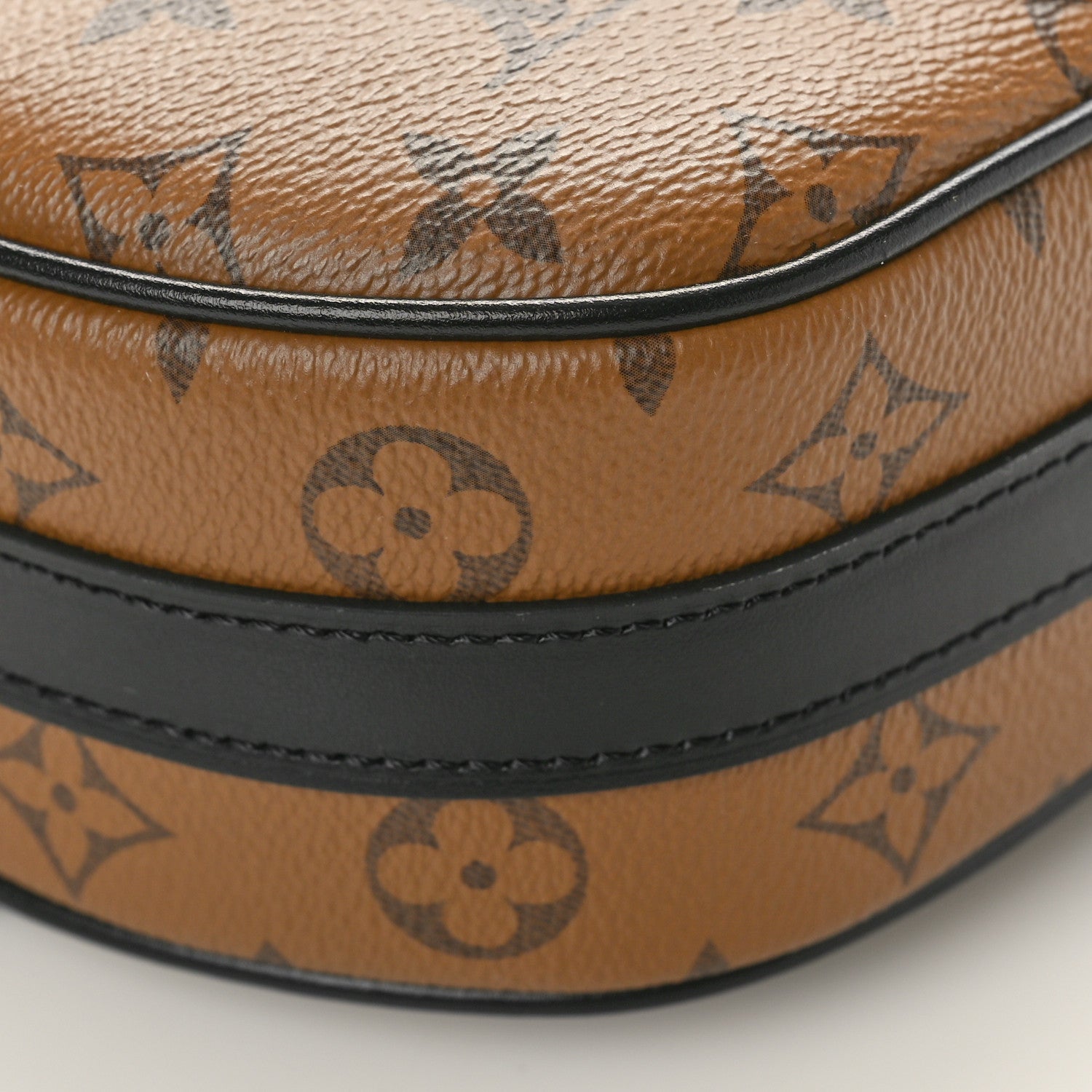 Louis Vuitton Reverse Monogram Dog Animation Petite Boite Chapeau 8 of 10
