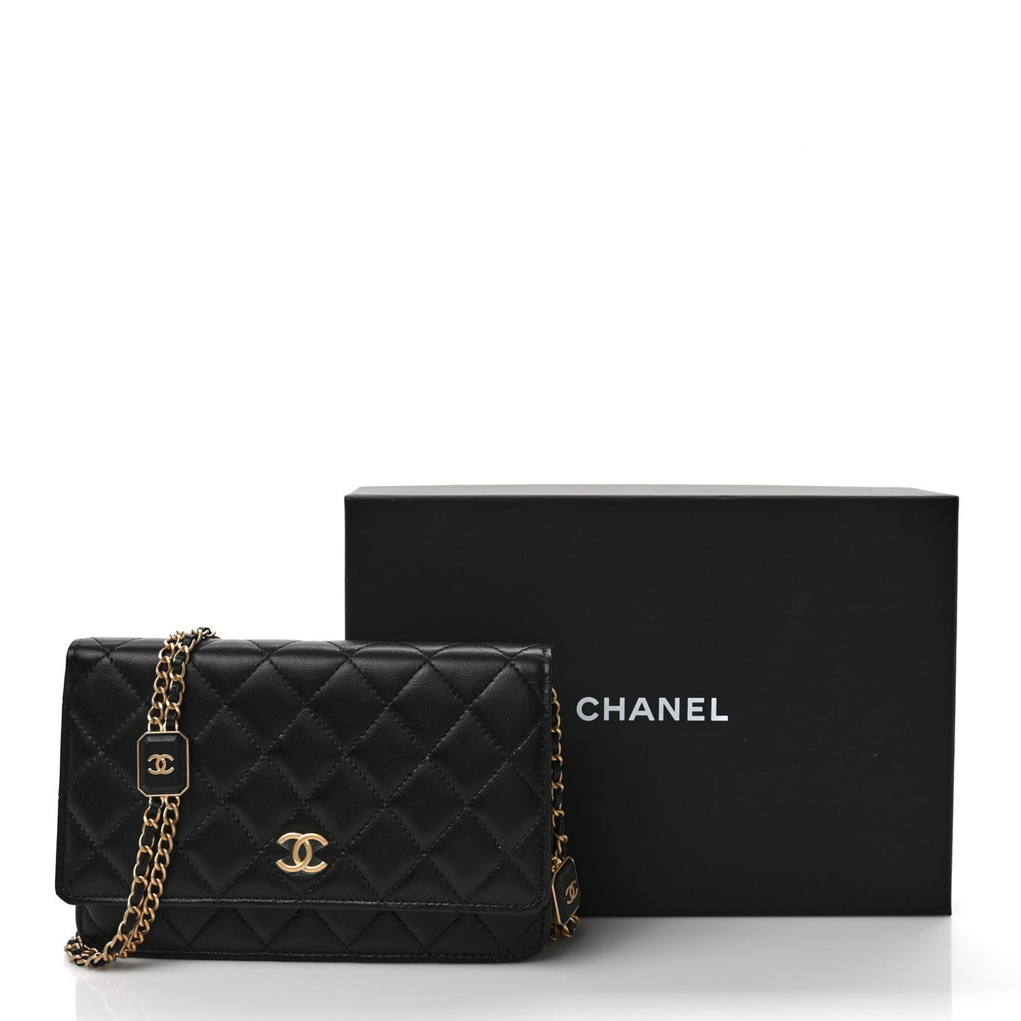 Lambskin Quilted Enamel Wallet On Chain WOC Black
