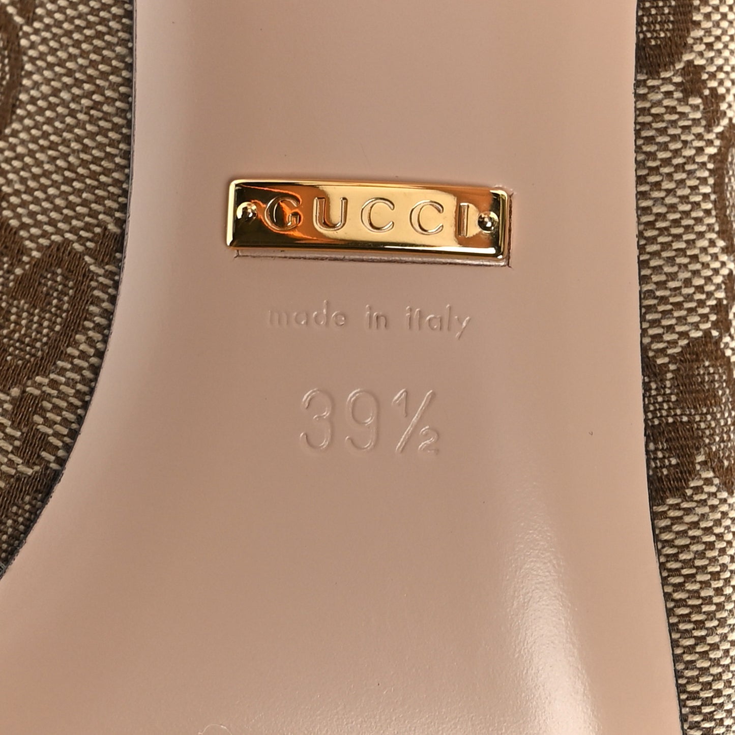 Monogram Malaga Kid Script Logo Bow 55mm Pumps 39.5 Beige Ebony Great White
