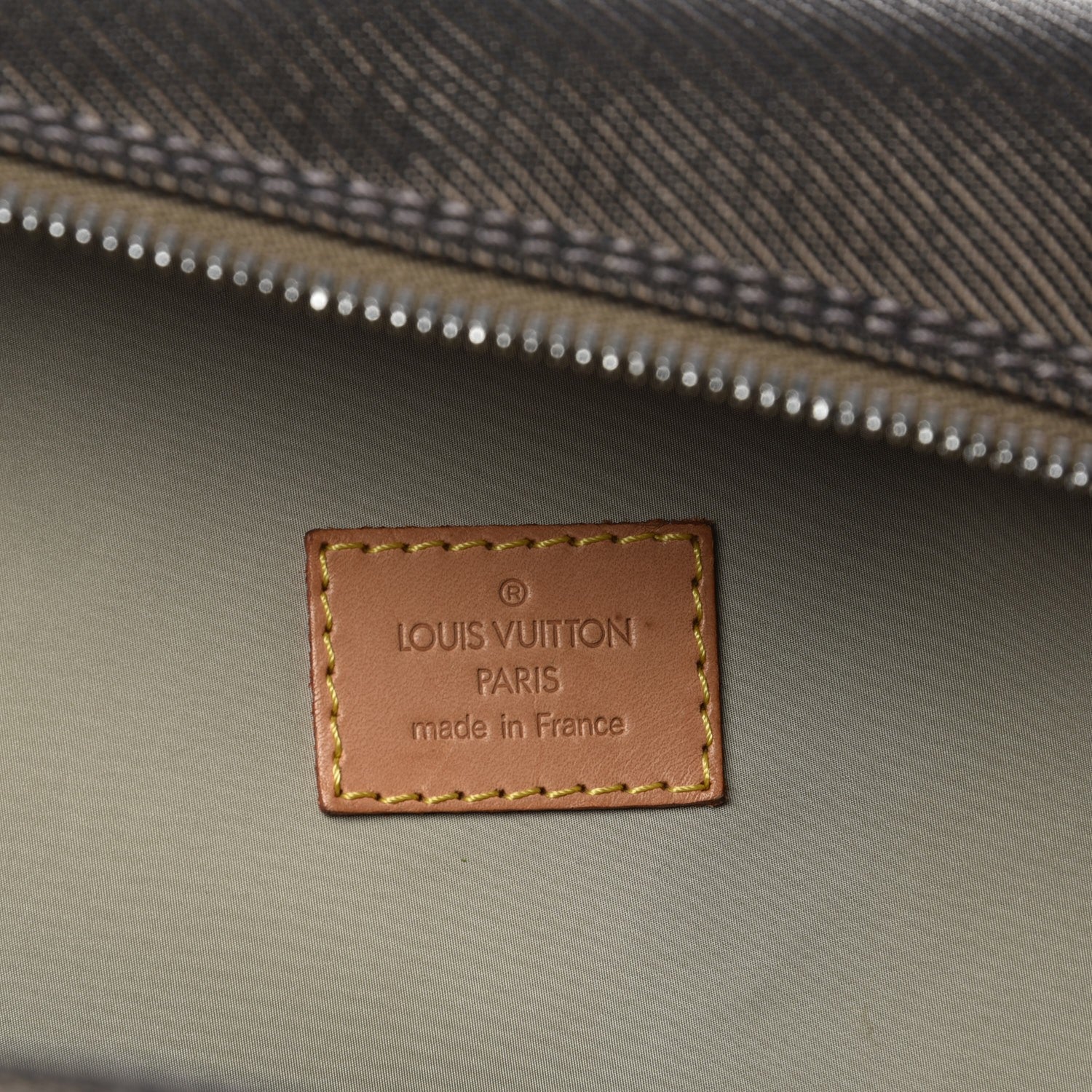 Louis Vuitton Damier Geant Aventurier Terre 8 of 11