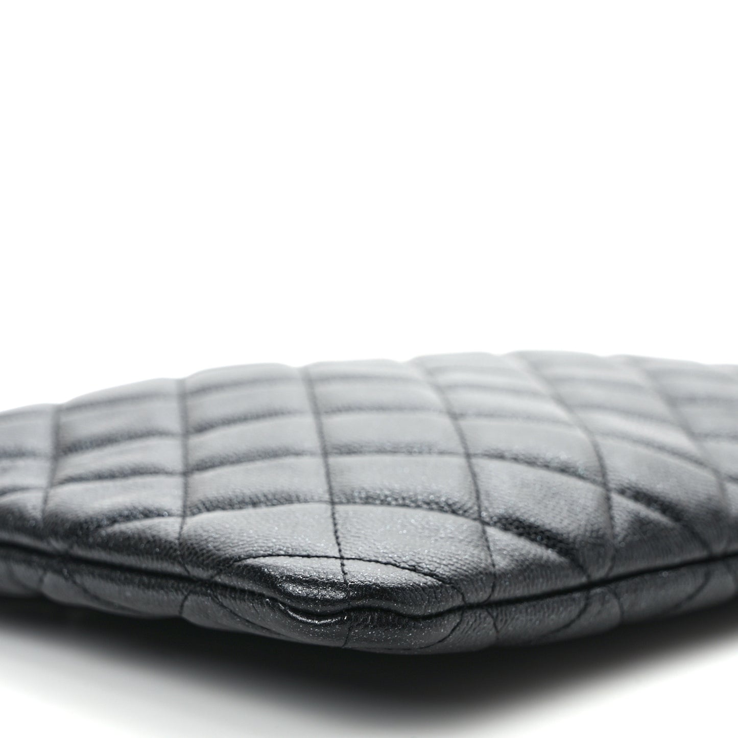 Iridescent Caviar Quilted Medium Cosmetic Case Black