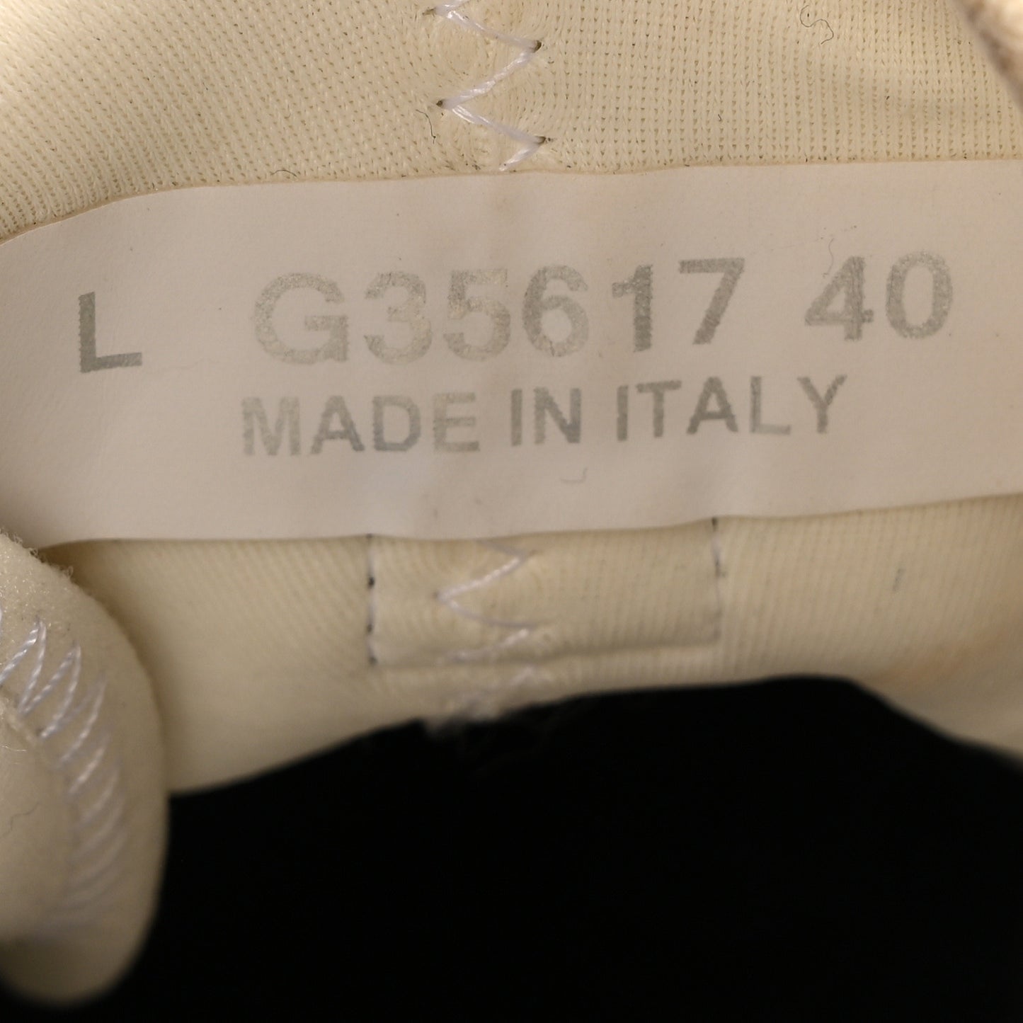 Velvet Calfskin Mixed Fibers CC Sneakers 40 Ivory Black