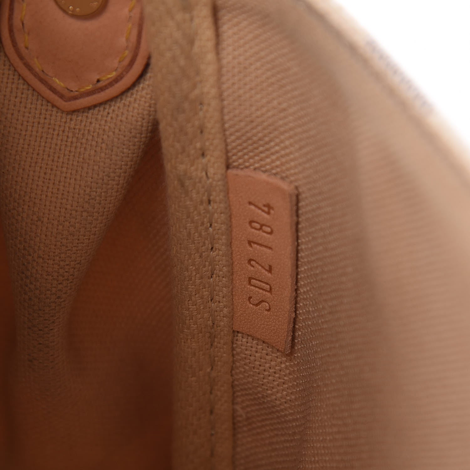 Louis Vuitton Damier Azur Favorite MM 10 of 11