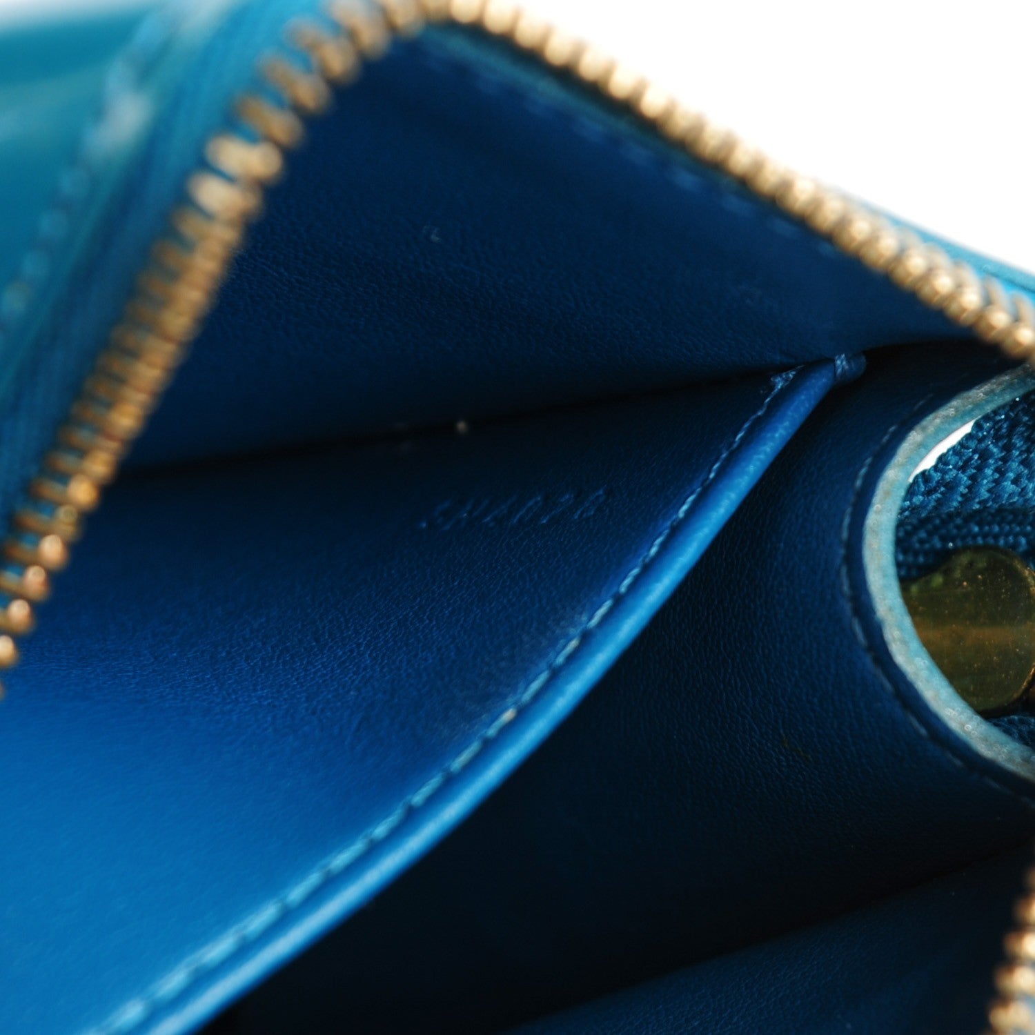 Louis Vuitton Vernis Trousse Cosmetic Pouch Blue Galactic 7 of 7