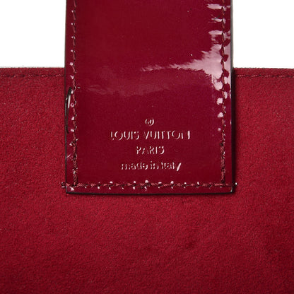 Louis Vuitton Vernis Long Beach PM Magenta 7 of 10