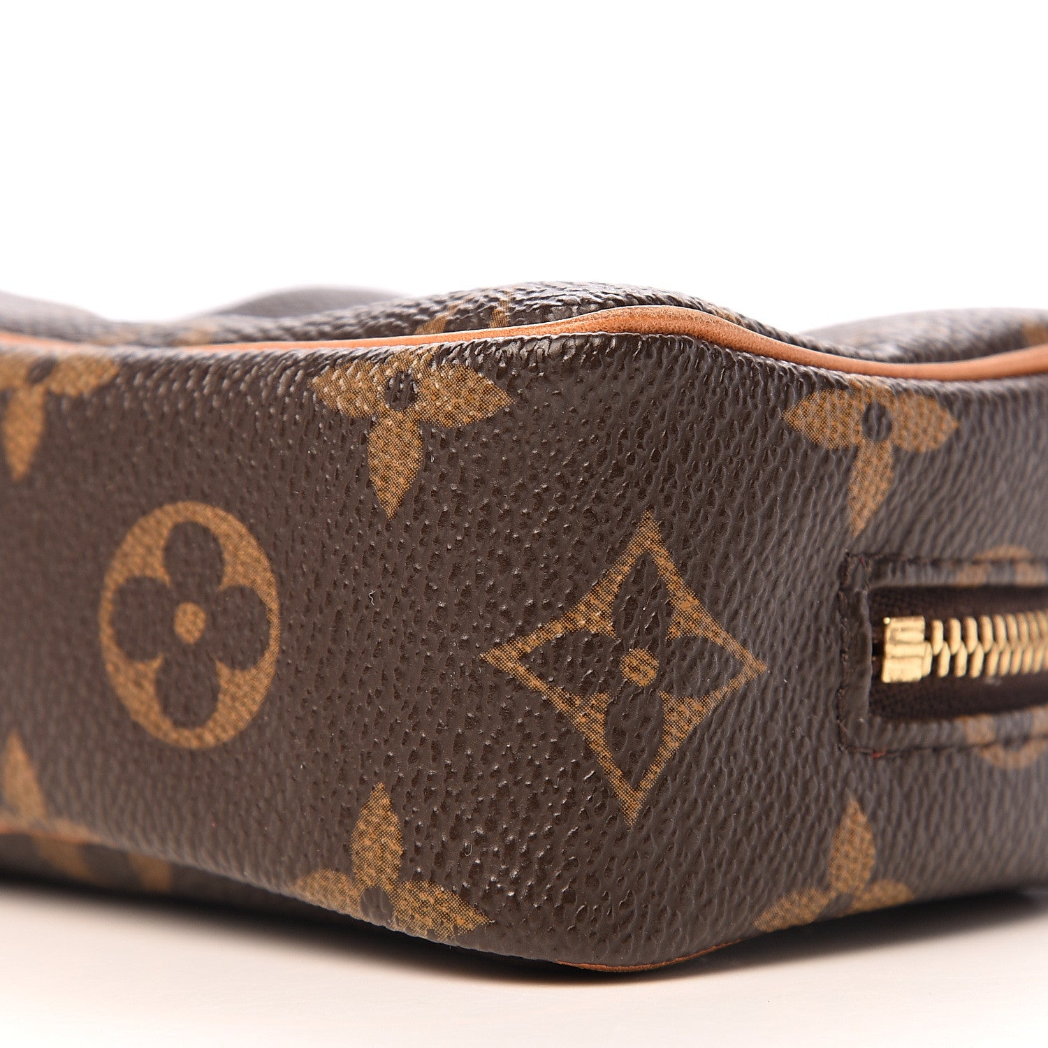 Louis Vuitton Monogram Wapity 7 of 7