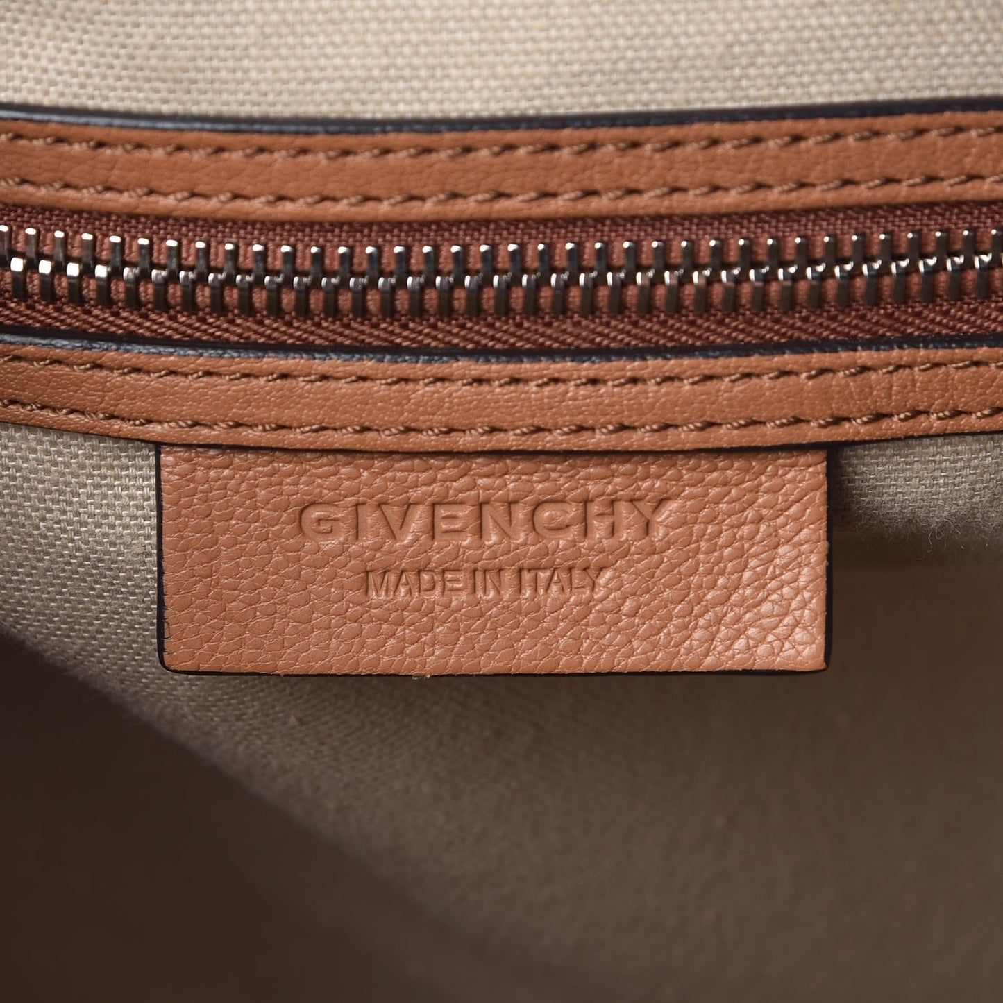 Sugar Goatskin Medium Antigona Caramel