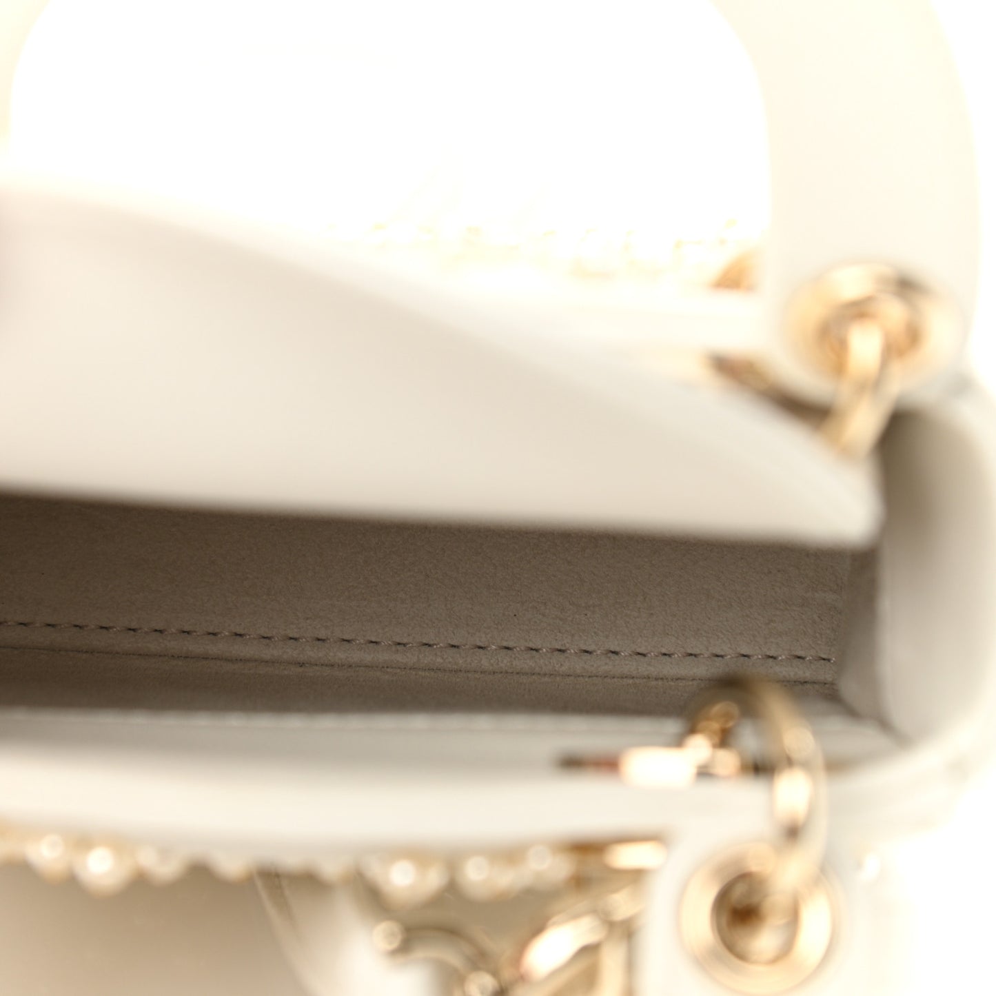 Lambskin Pearl Cannage Micro Lady Dior Latte