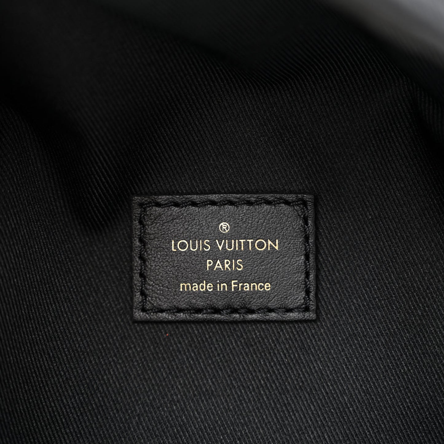 Calfskin Quilted New Wave Bumbag Black