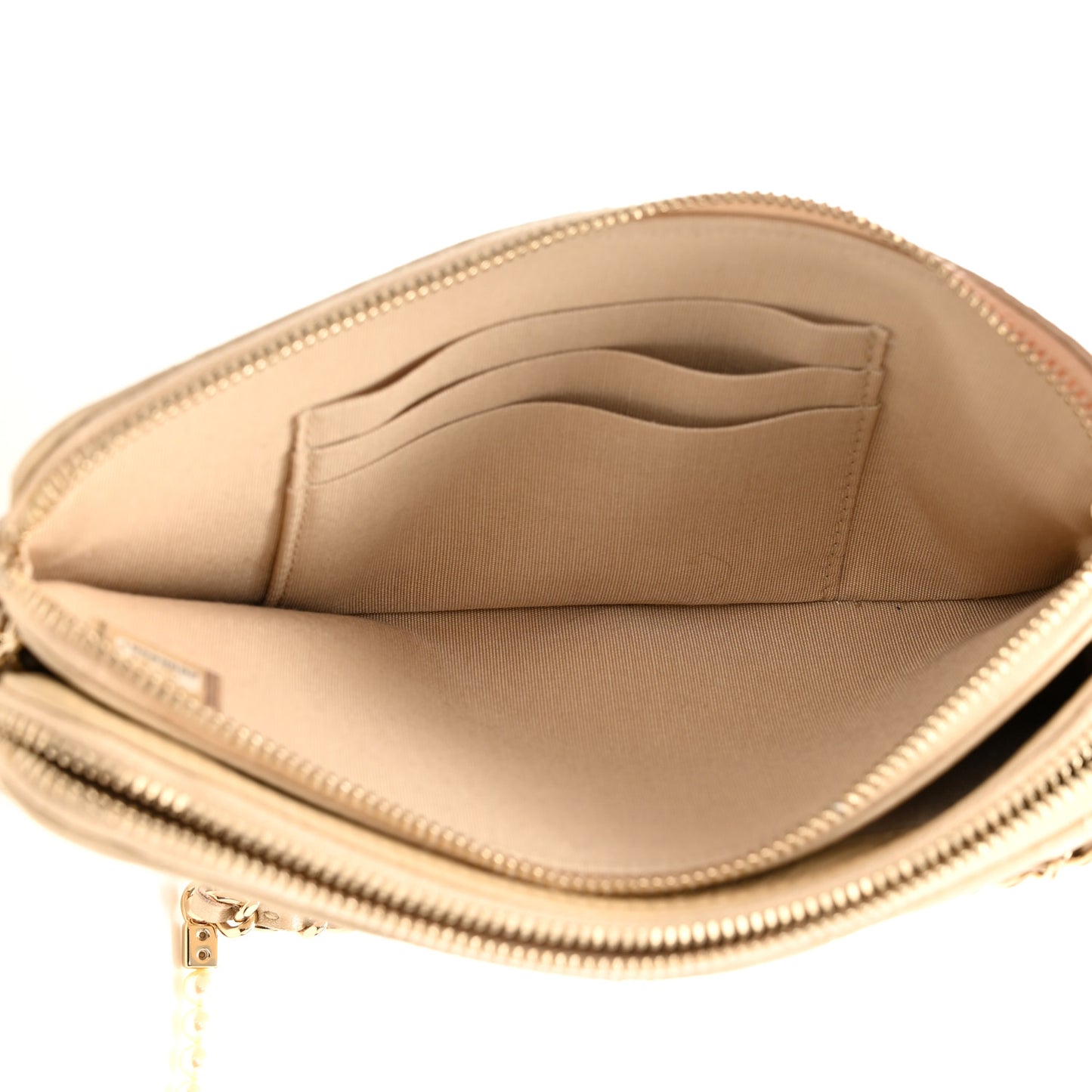 Iridescent Lambskin Quilted Pearl Clutch With Chain Beige