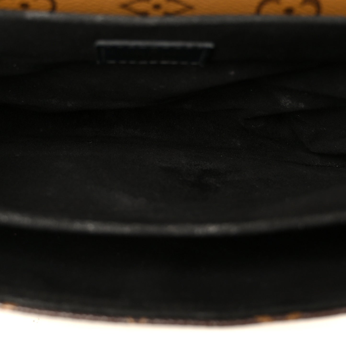 Reverse Monogram Pochette Metis