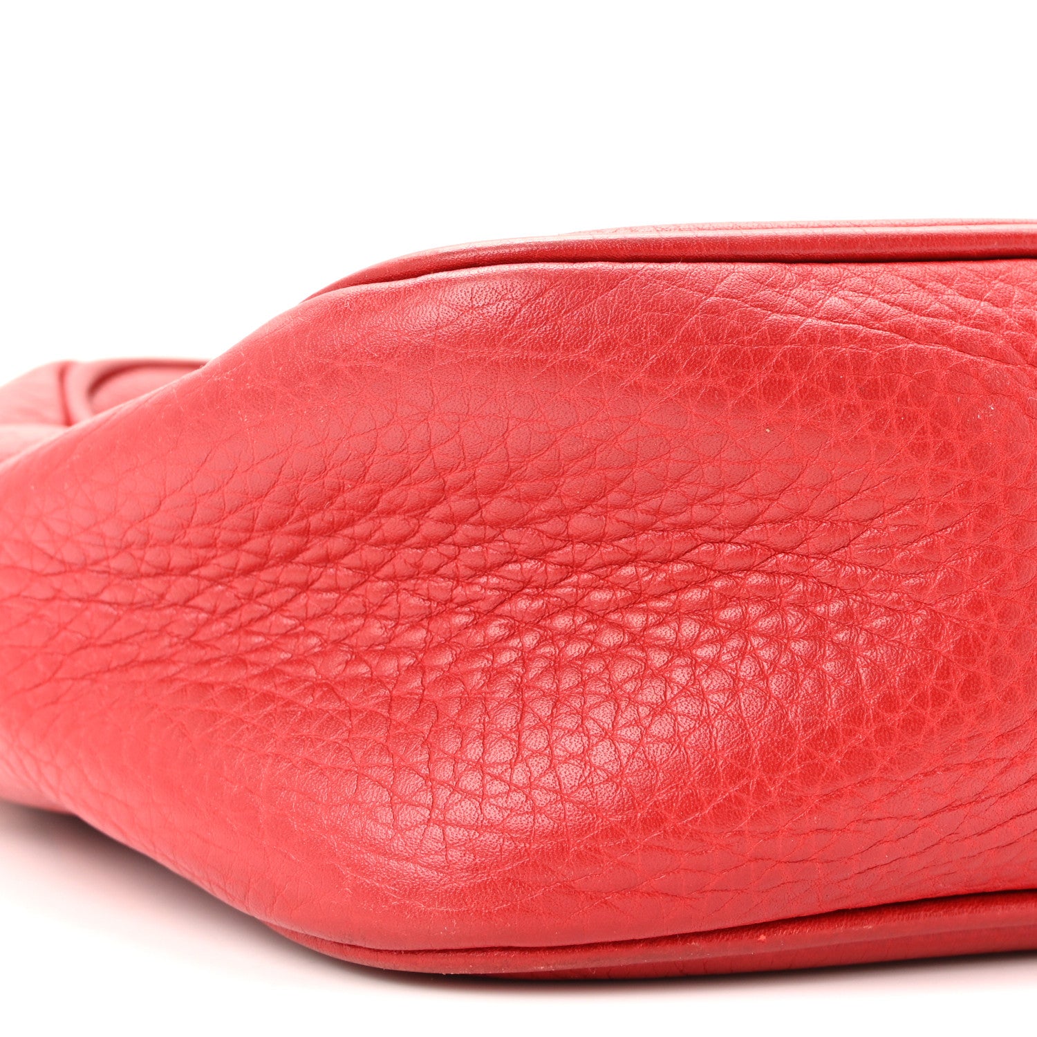 Gucci Pebbled Calfskin Small Soho Disco Bag Tabasco Red 1820422