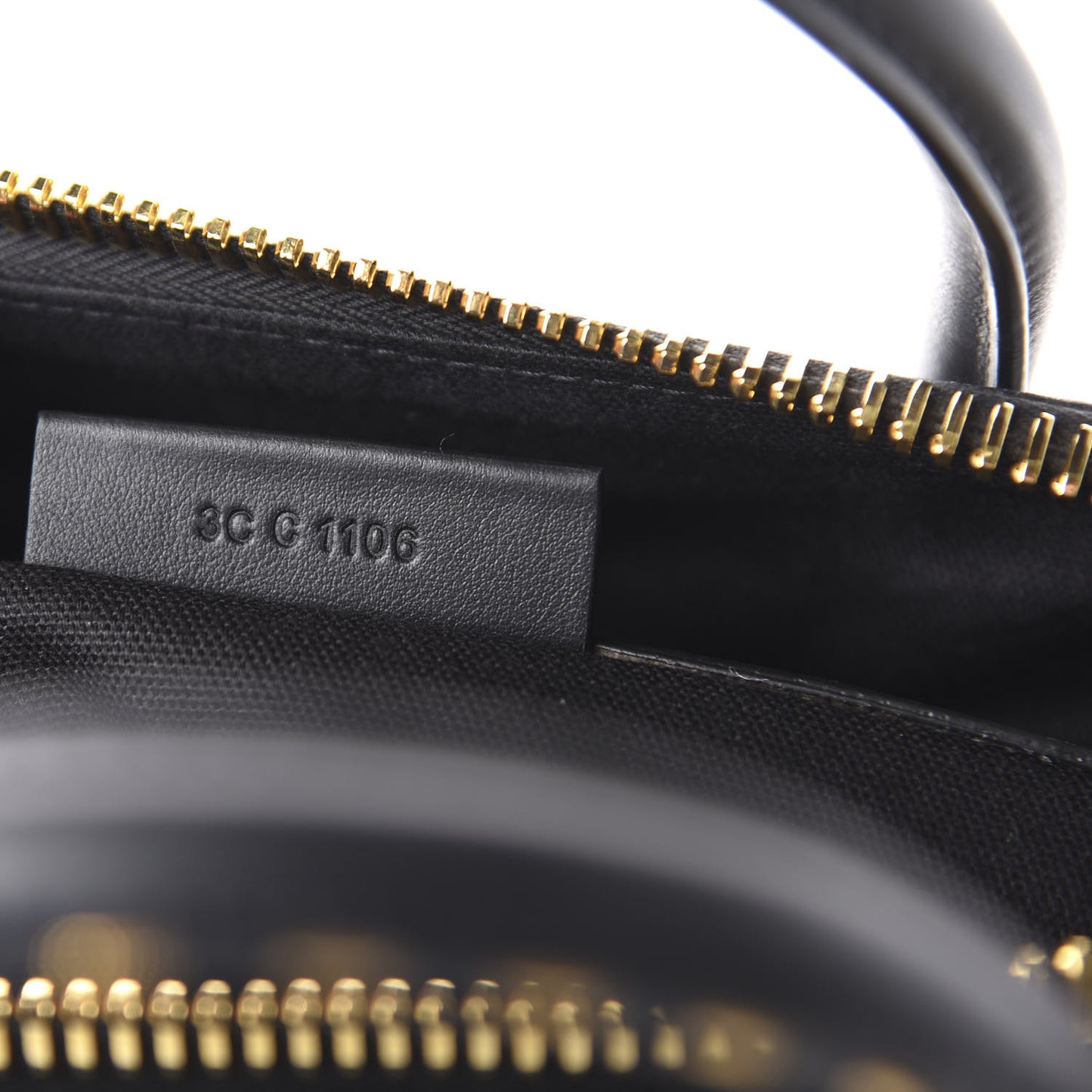 Calfskin Chain Detail Small Antigona Black
