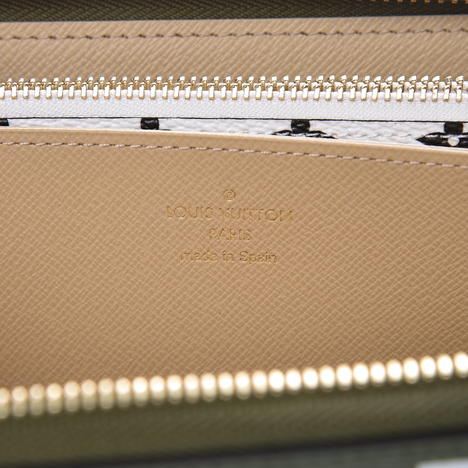 Louis Vuitton Monogram Giant Zippy Wallet Kaki White 6 of 7