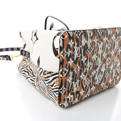 Louis Vuitton Monogram Giant Jungle NéoNoé Ivory 8 of 9
